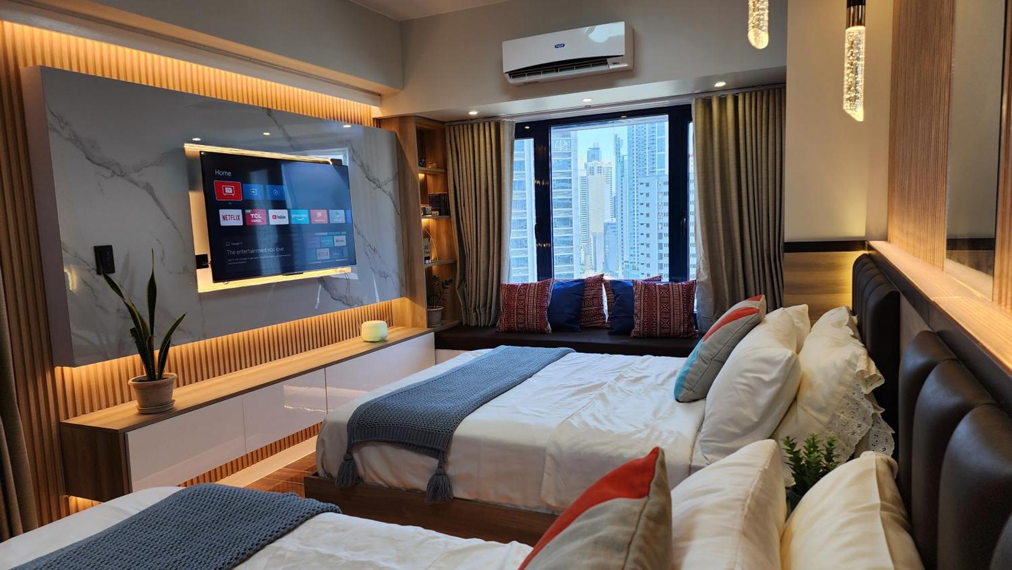 Air Fantasy Sophisticated Chic Family Living 300 Mbps Fast Apartment *