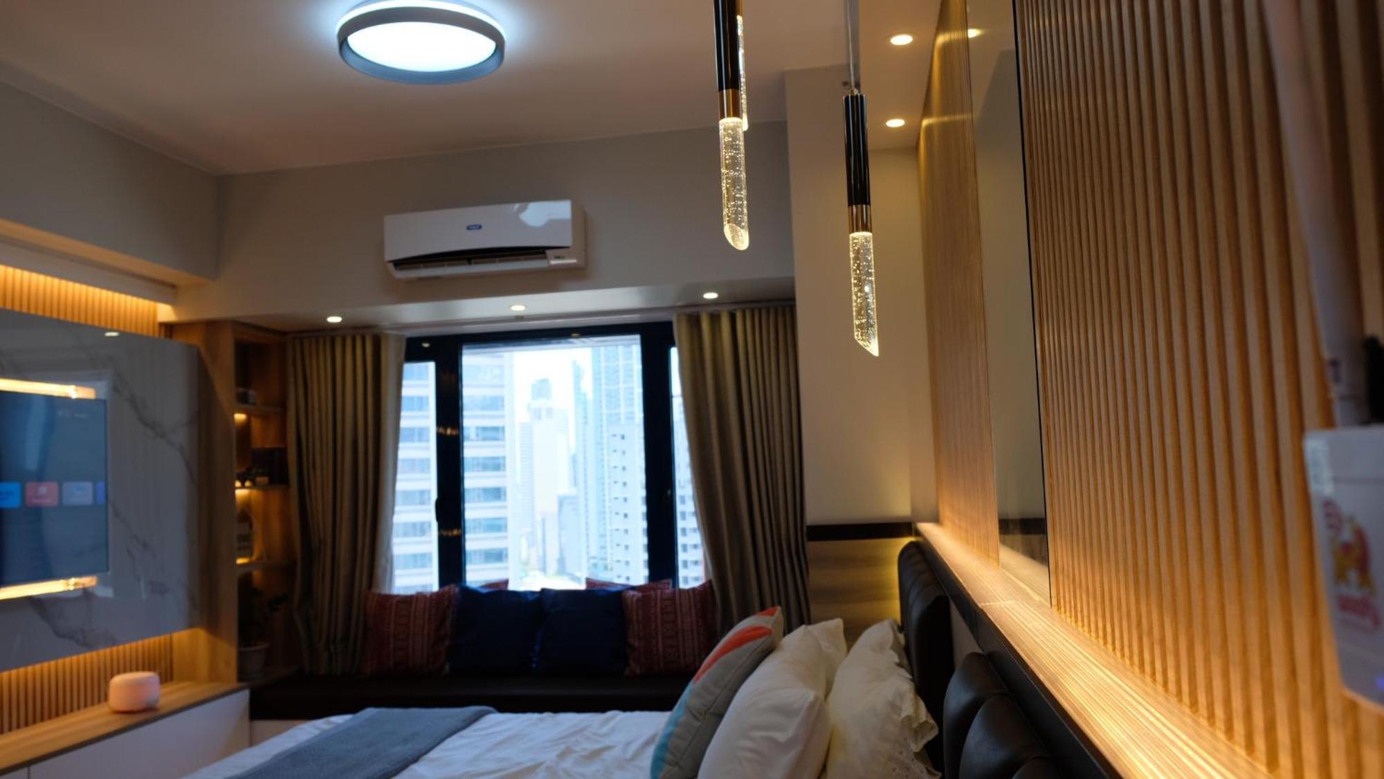 Apartment Air Fantasy Sophisticated Chic Family Living 300 Mbps Fast