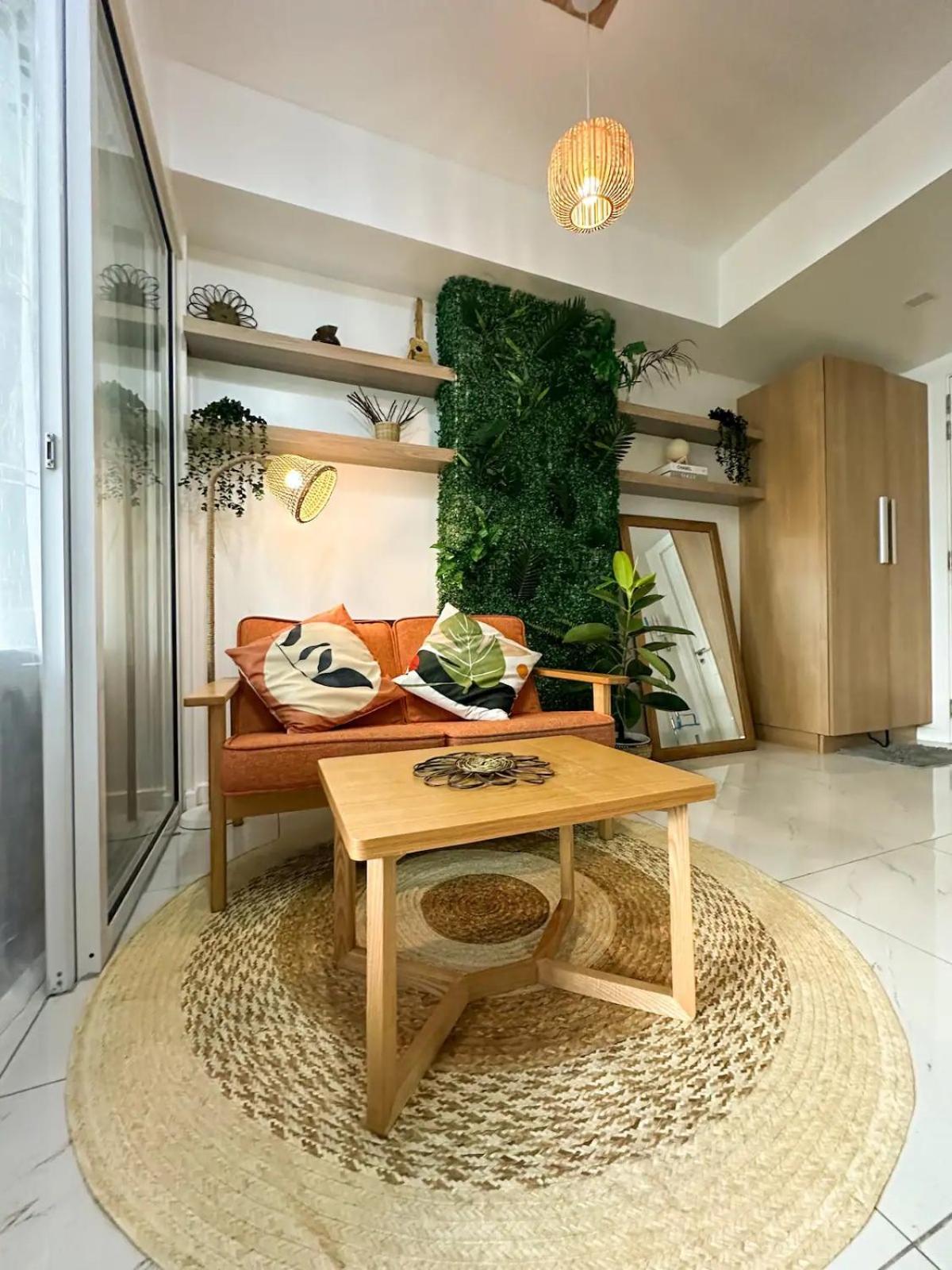 Beach In The City, Pam's In Azure Residences Aparthotel Manila
