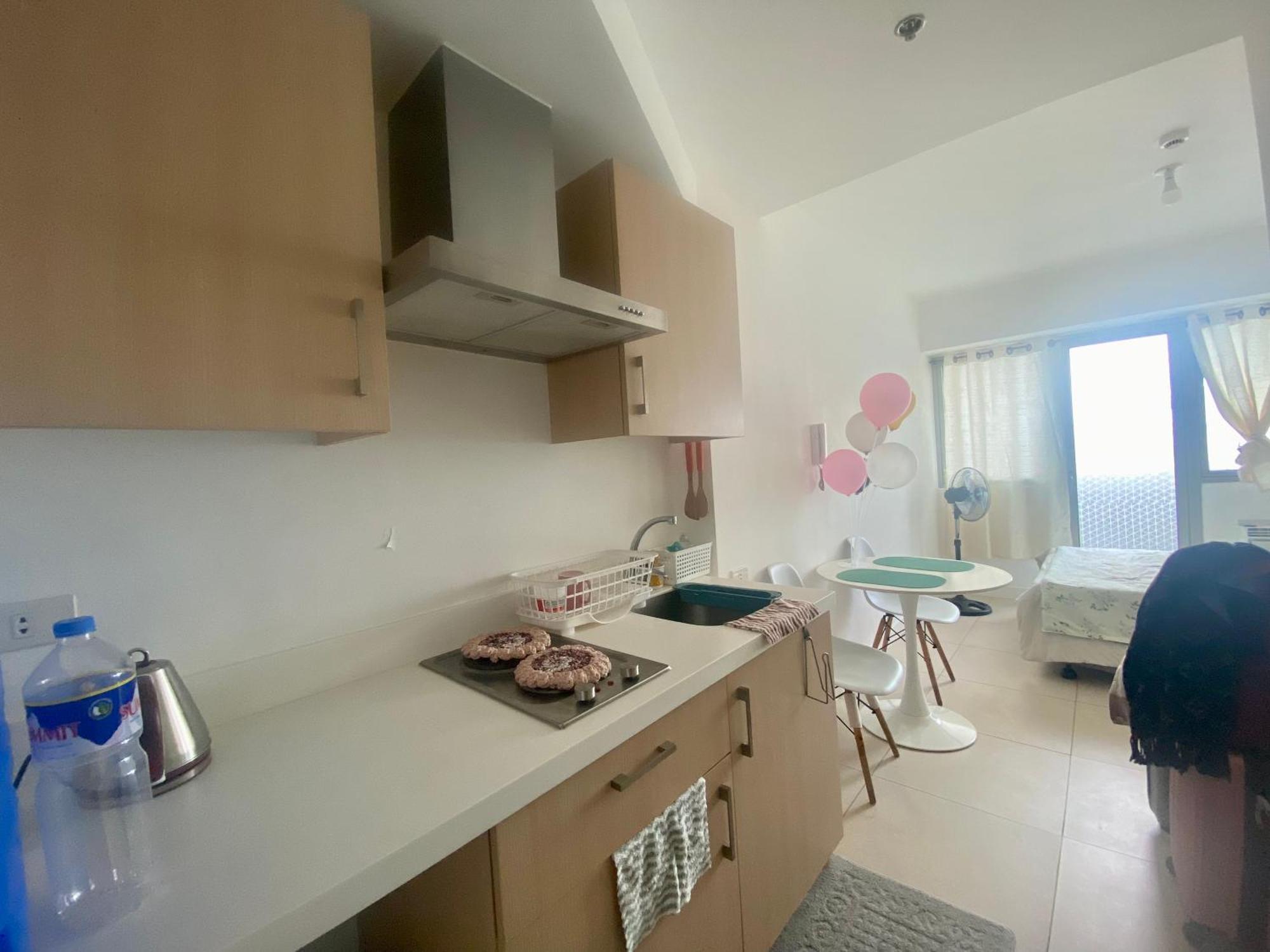 Apartment Feby Staycation Manila