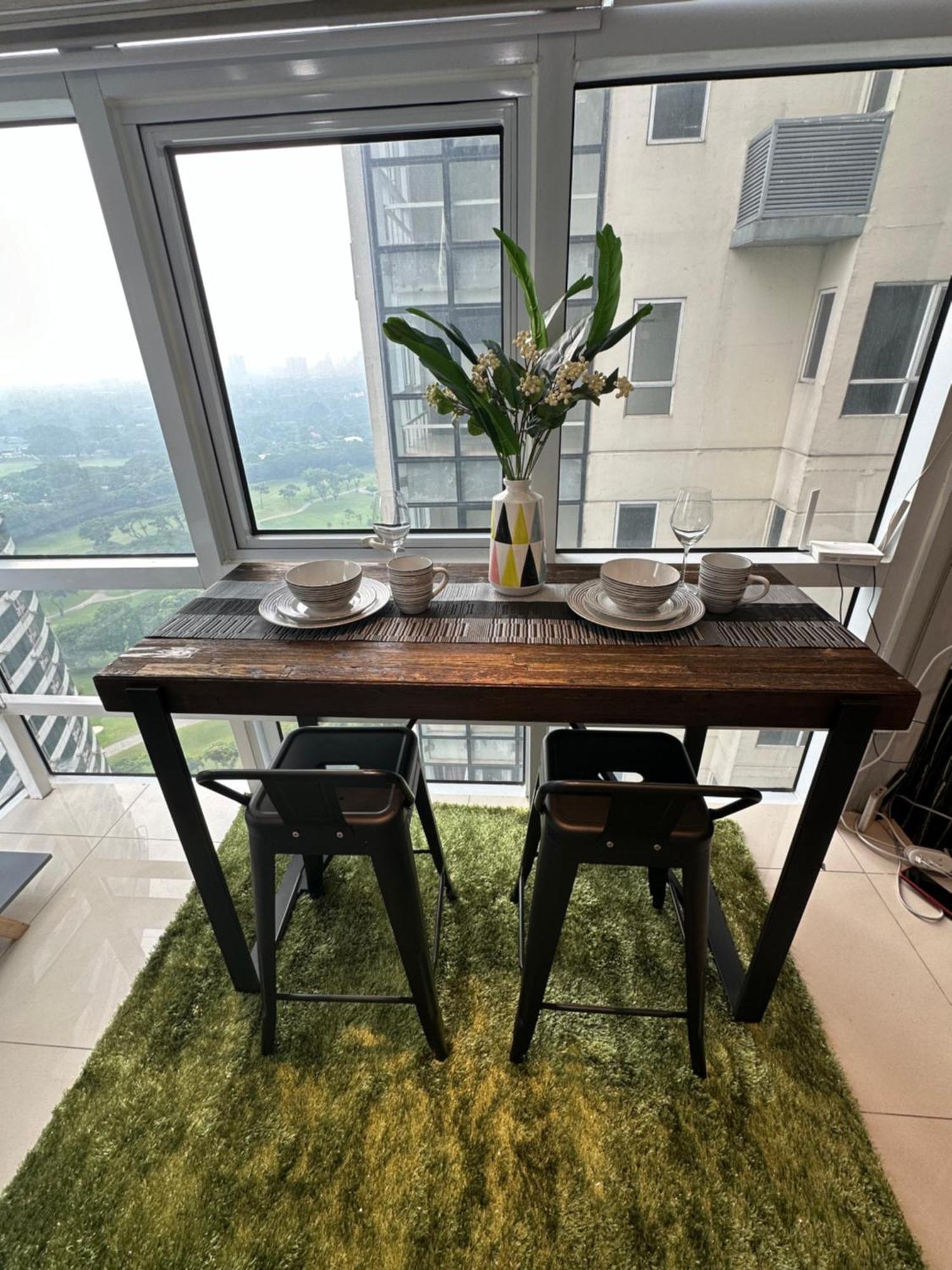 Modern Chic 2br With Panoramic Golf View In Bgc Apartment