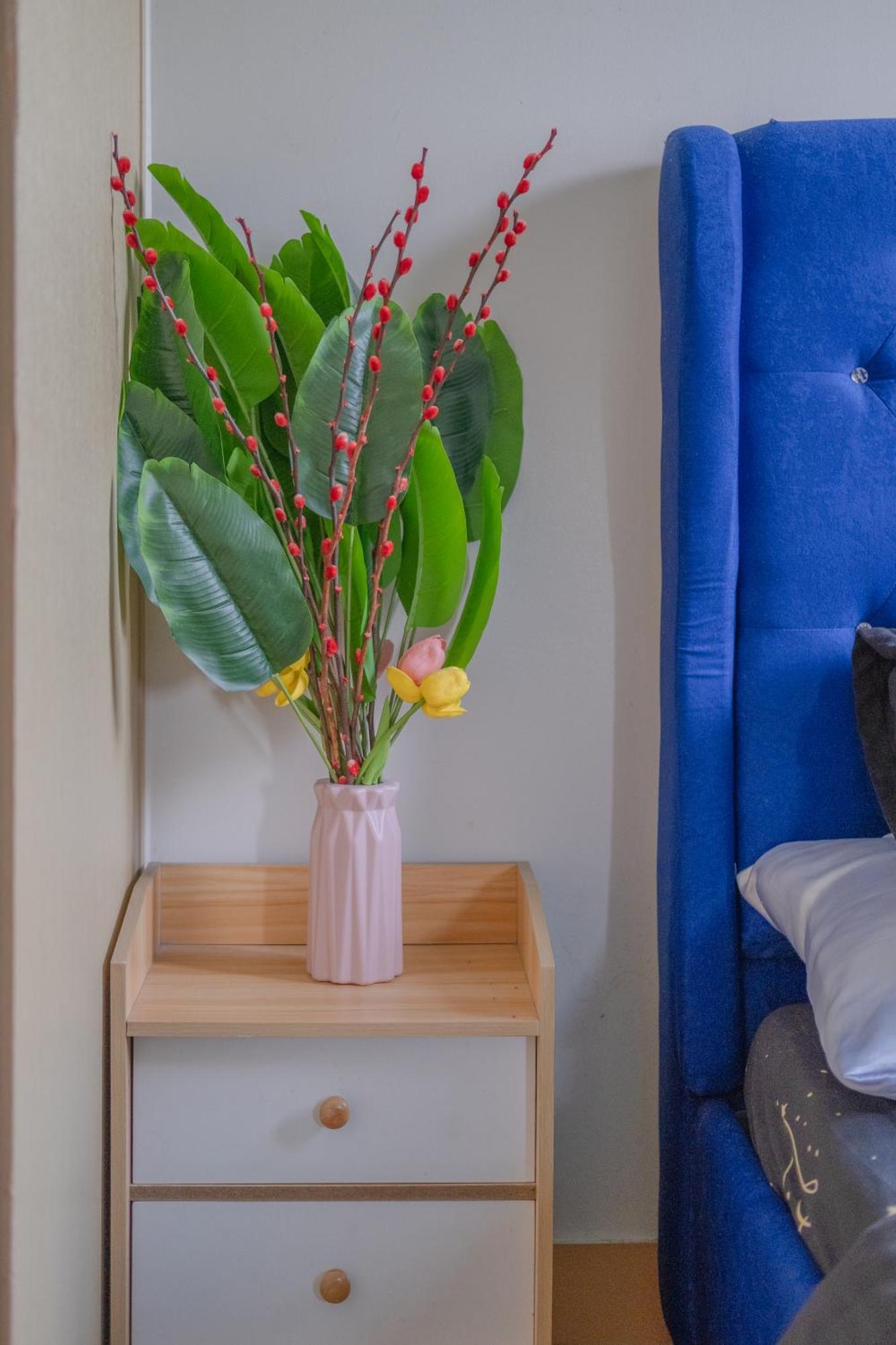 Apartment Cozy Whole Staycation At Trees Residences *