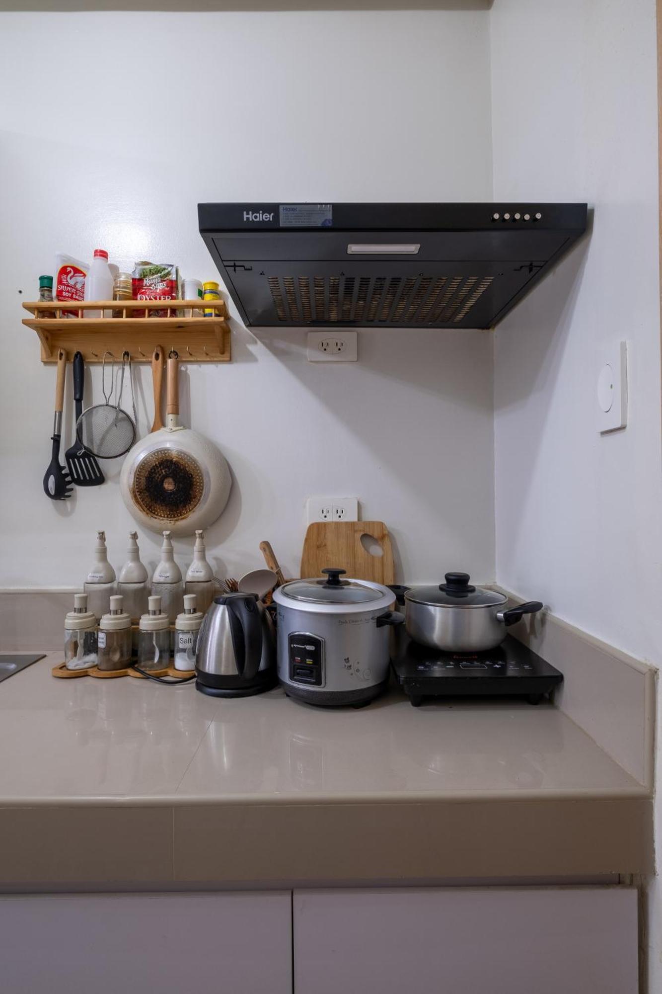 Apartment Cozy Whole Staycation At Trees Residences *