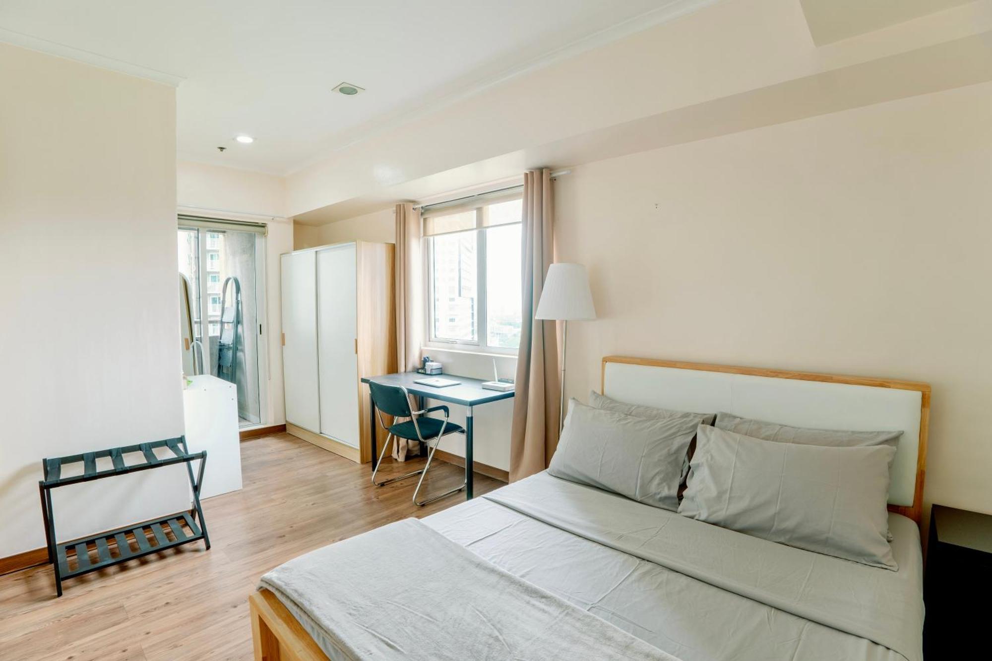 Spacious 2br At Soma Bgc Near Sm Aura And Bonifacio High Street Apartment *