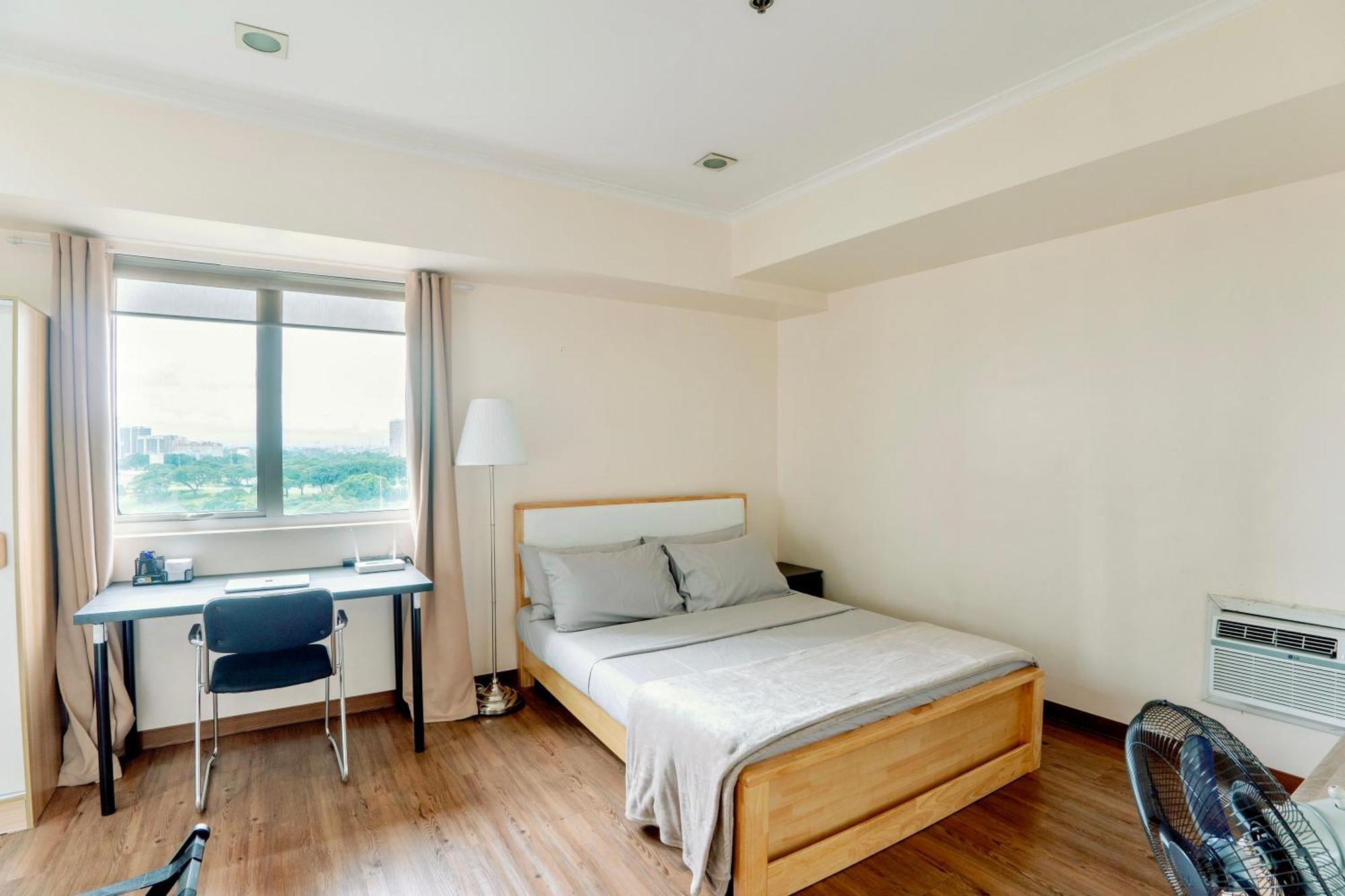 Apartment Spacious 2br At Soma Bgc Near Sm Aura And Bonifacio High Street *