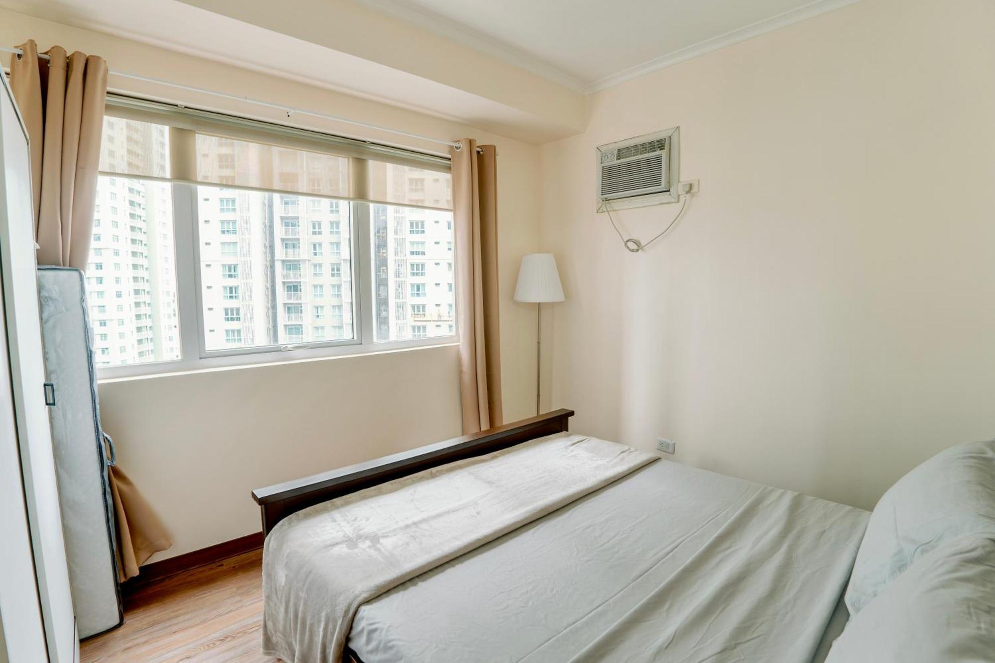 Apartment Spacious 2br At Soma Bgc Near Sm Aura And Bonifacio High Street