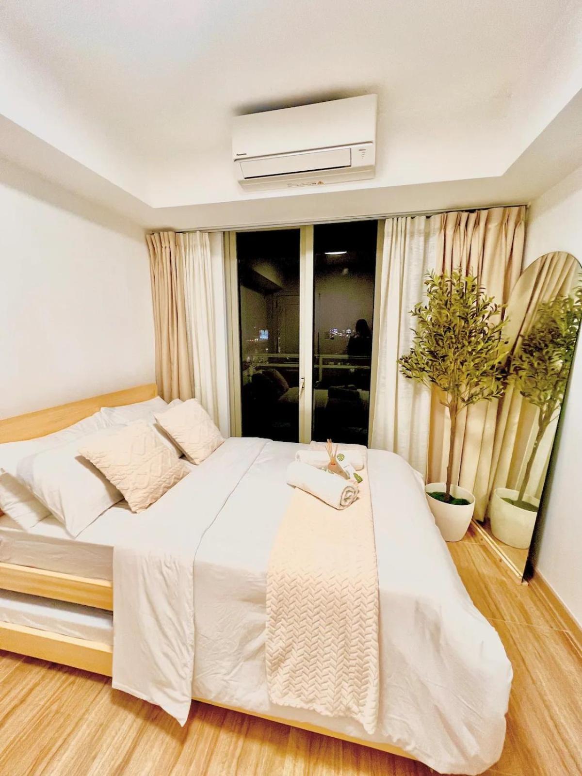 Quelson's Pad In Azure Beach Residences With Wave Pool Access * Manila