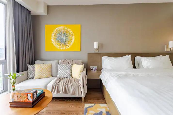 Novotel Aqua Residences Near Makati By Hamodi'scrib Manila