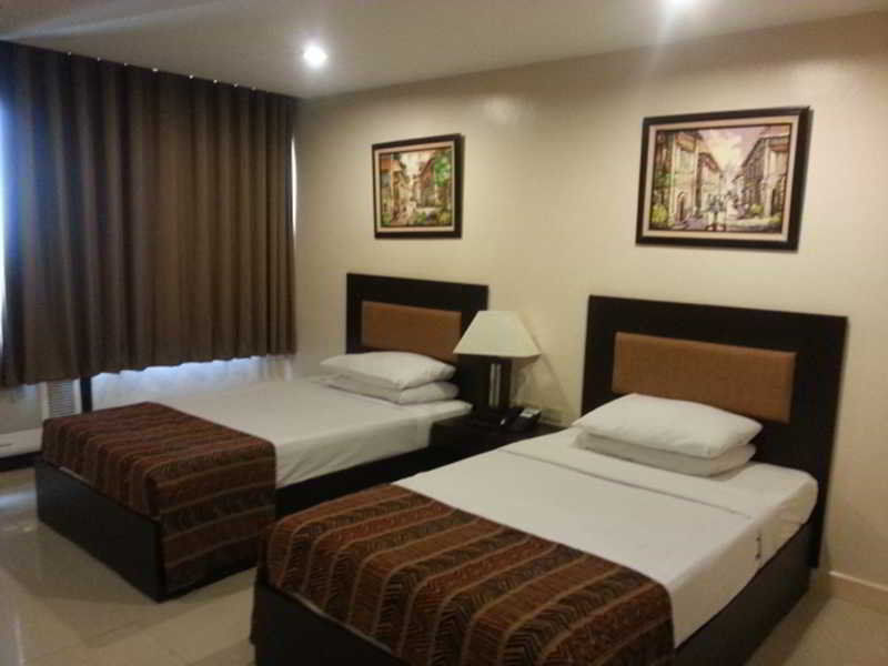 Hotel Paragon Tower