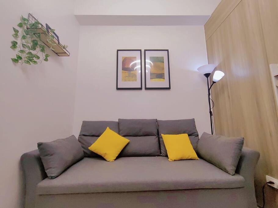 1br Unit Condotel W Balcony Fame Residences #fm36 Apartment