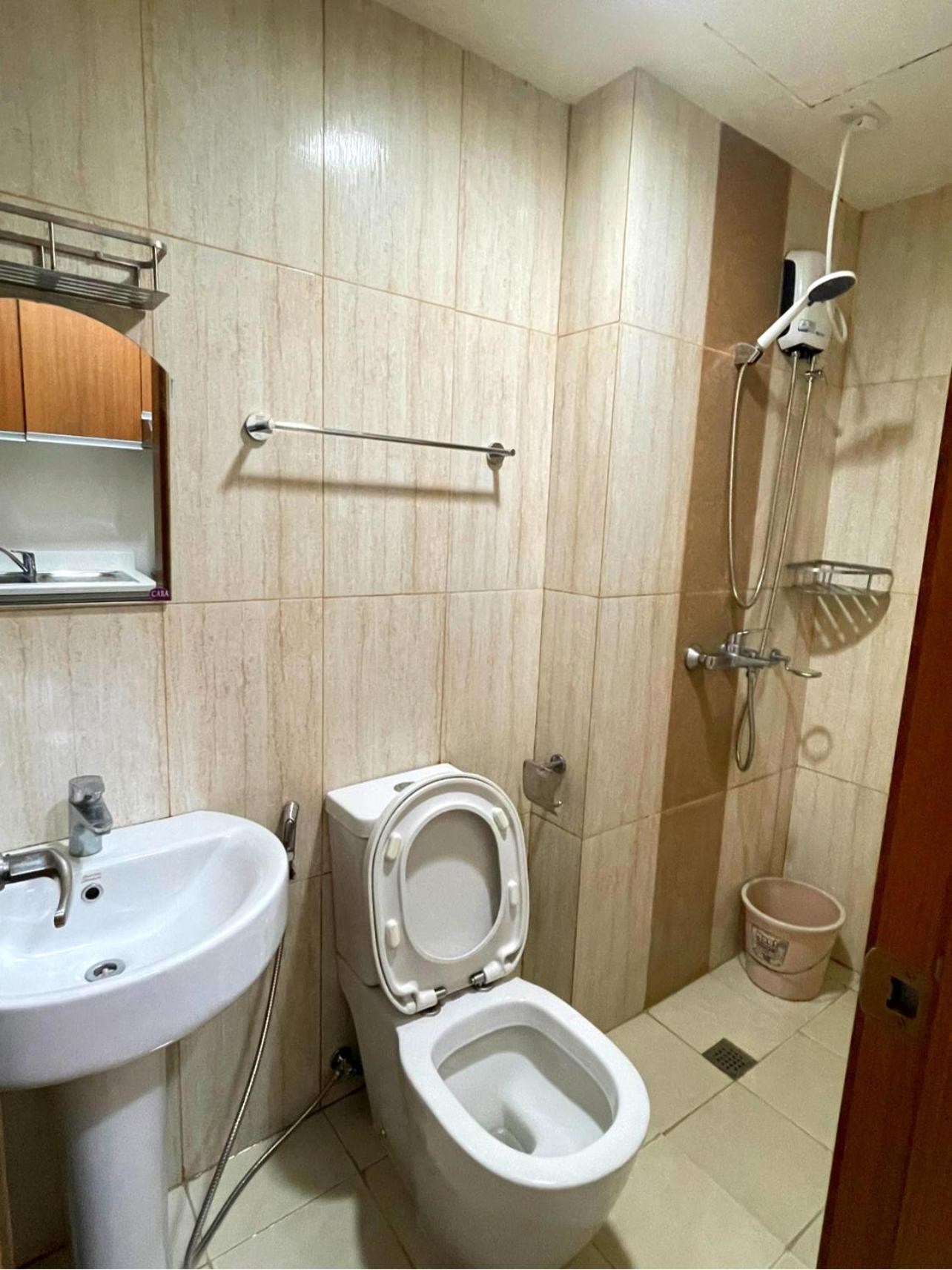 In 8 Adriatico For Short-stay Near Up St Lukes & Us Embassy Apartment *