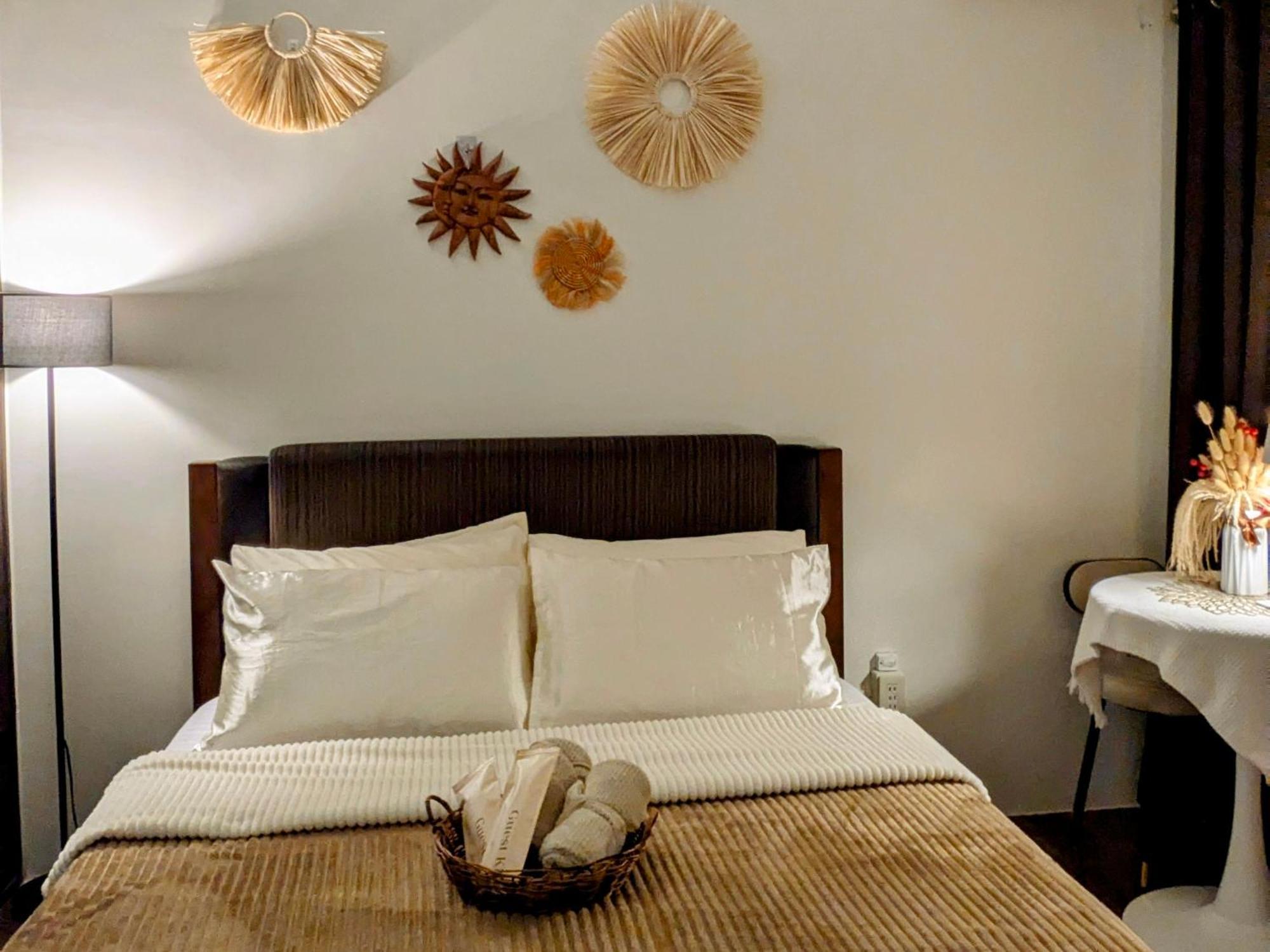 Apartment Sun And Moon D'wood Air Residences Makati Manila