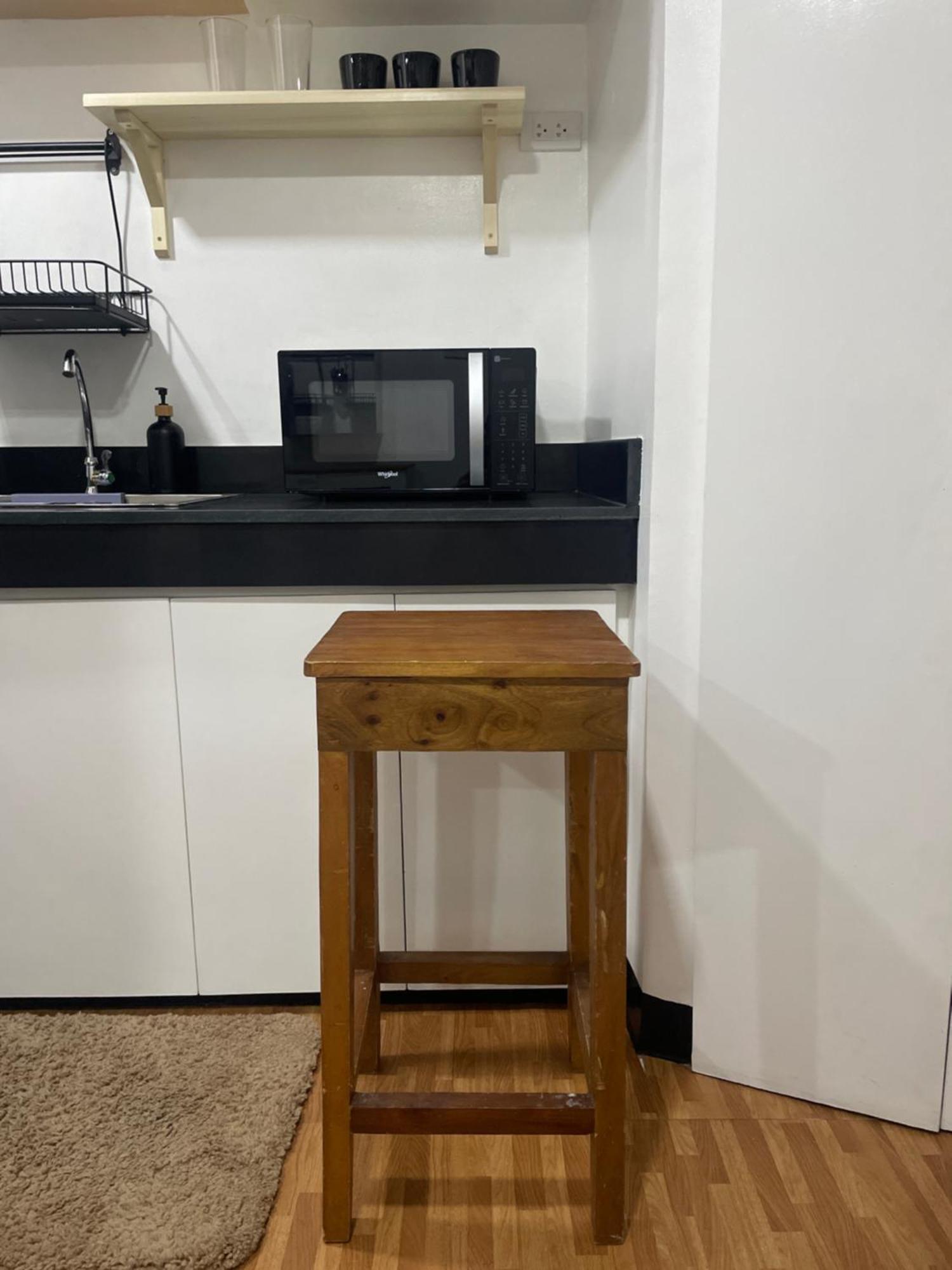 Group For 6 With 3 Bunk Beds, Kitchen, Wi-fi & Netflix, Near Mrt Boni