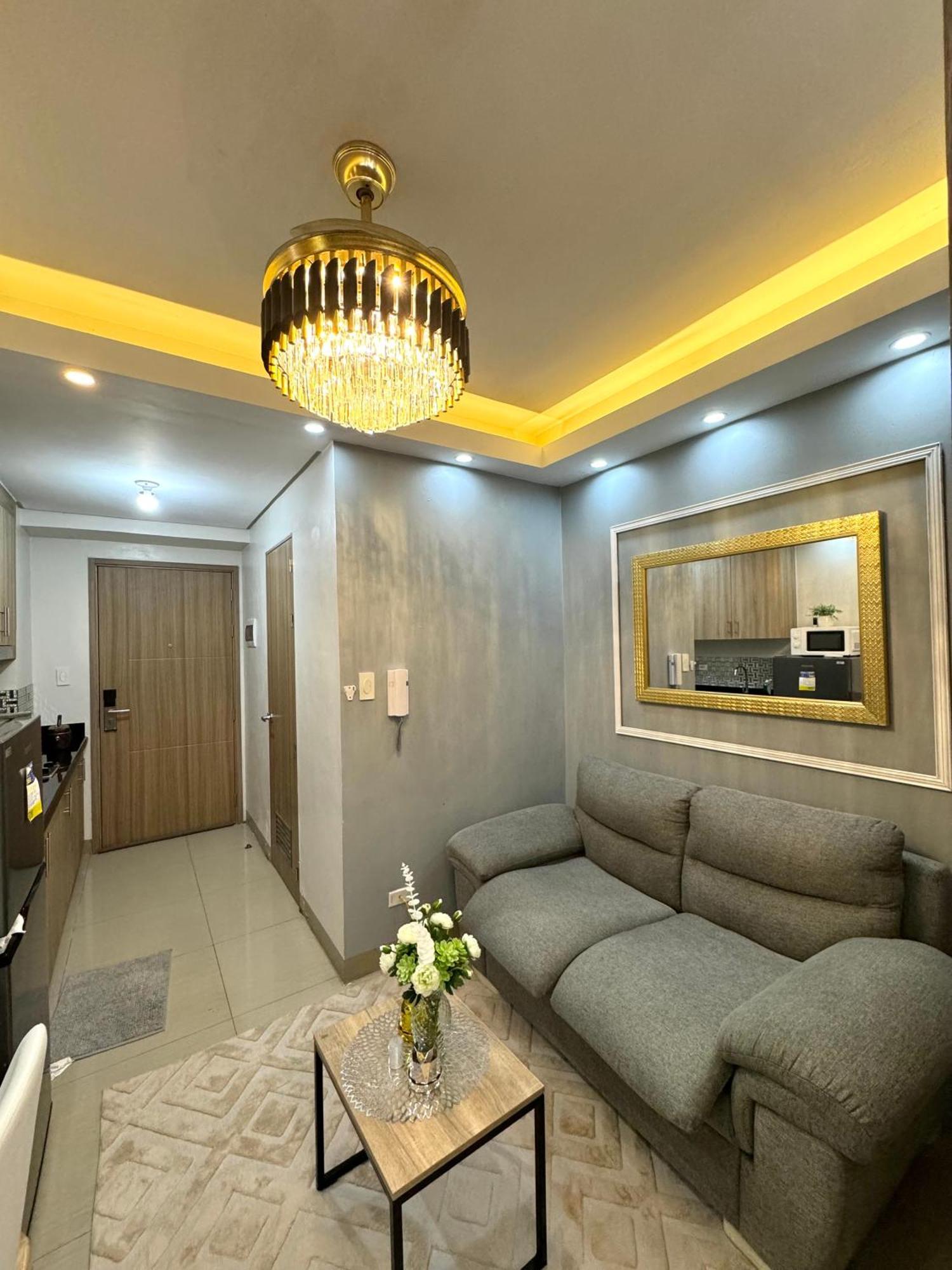Gray Shore 2 Residences *