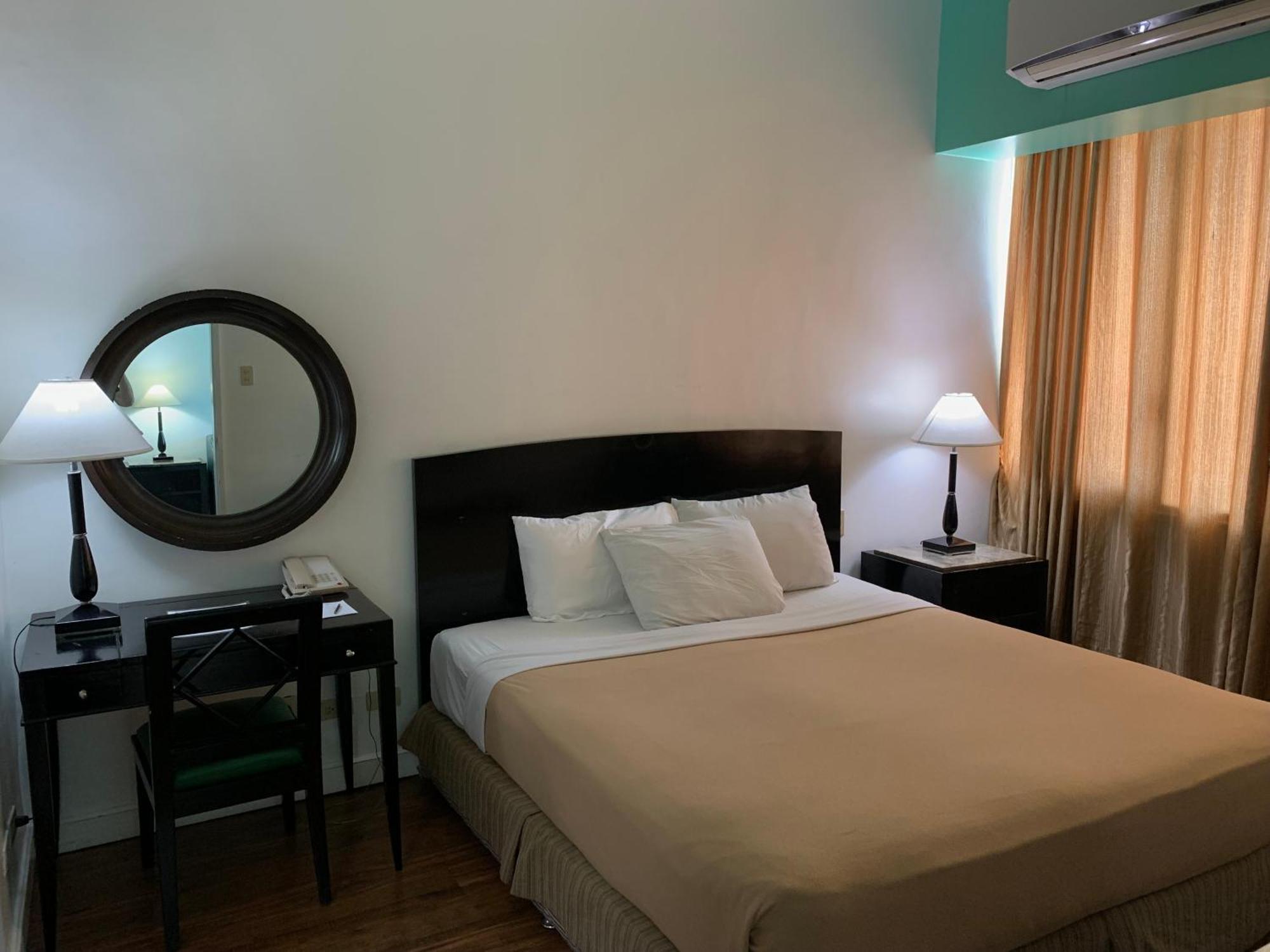 Pearl Hotel Manila