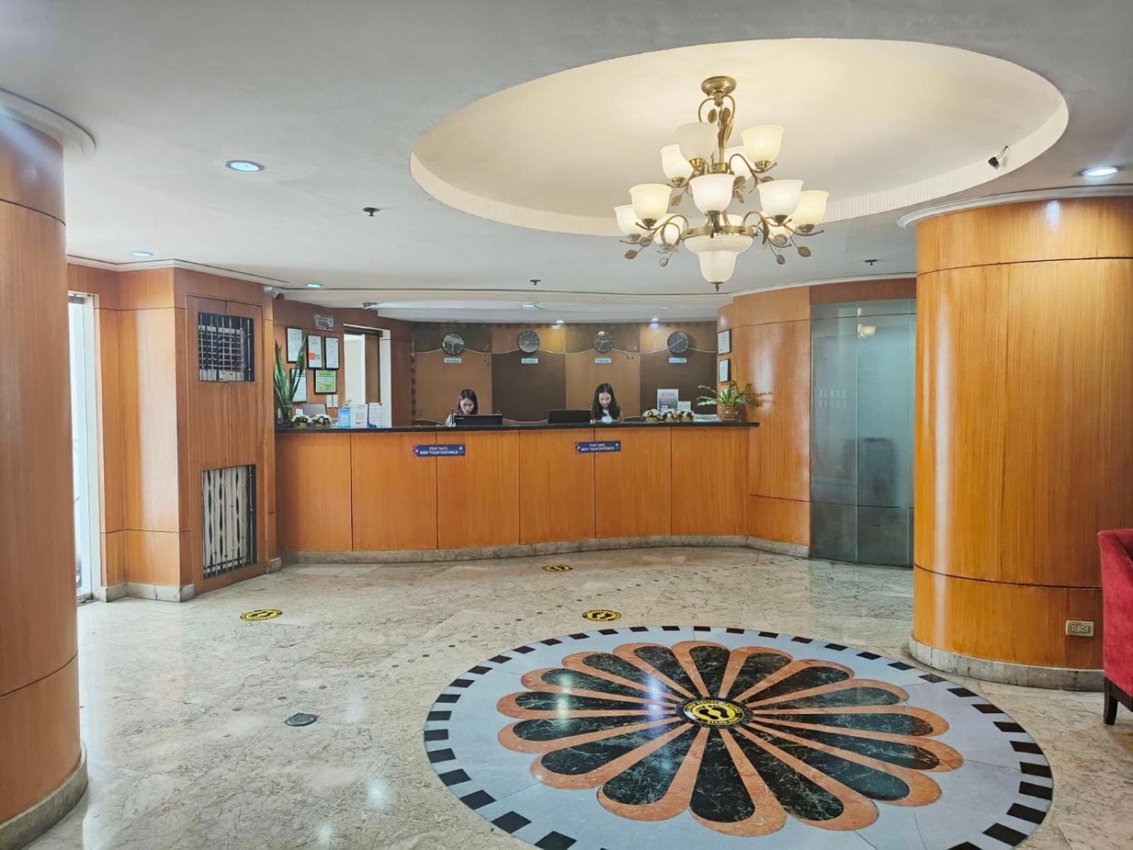 Pearl Hotel 3*