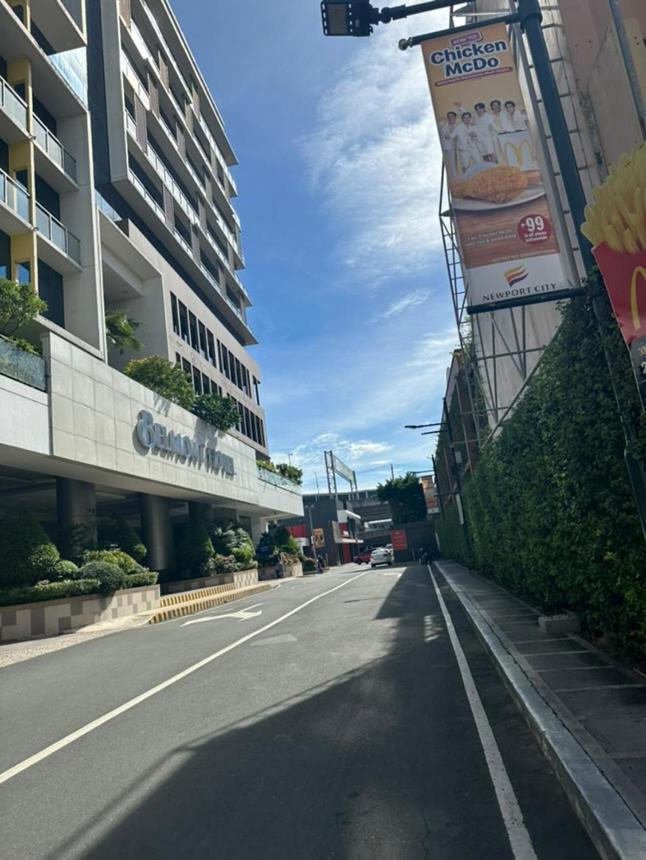 Apartment Layover Staycation Walking Distance To Naia T3 Manila