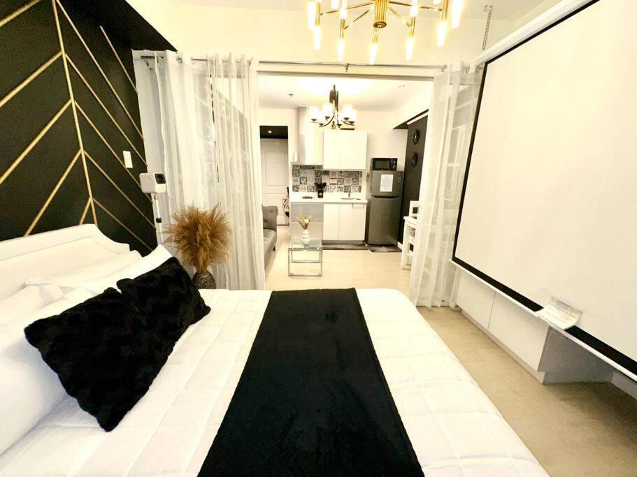 Apartment Azure 1br With Projector Manila
