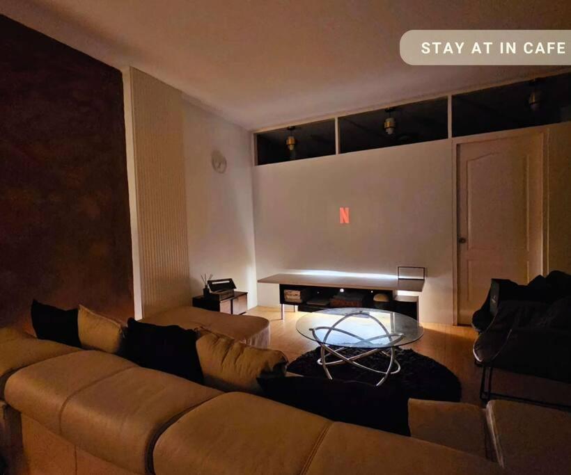 Cinema At Intramuros By In Cafebar Apartment Manila