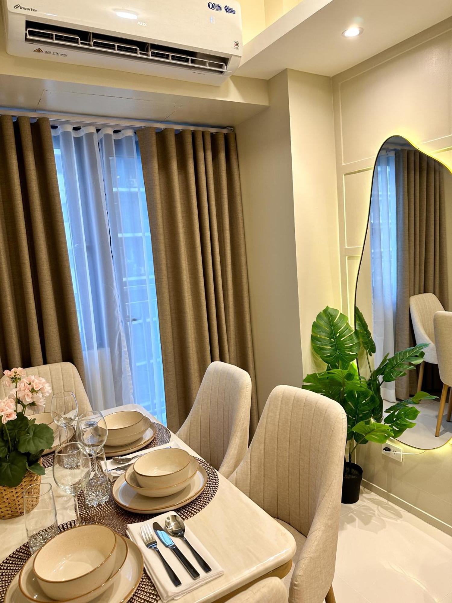 Cozy And Aesthetic At Shore 3 In Moa, Pasay Apartment
