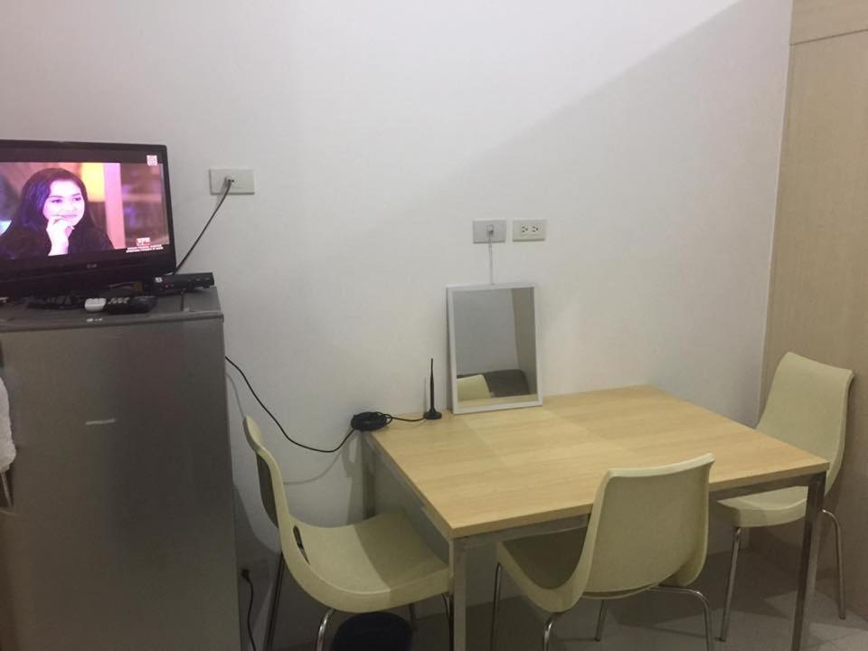 Apartment 20th Flr Smdc Lights Mandaluyong Philippines Manila