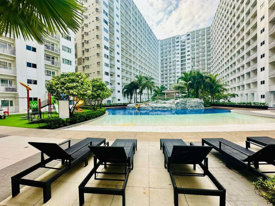 Lavish Loft At Shore 1 Apartment Manila