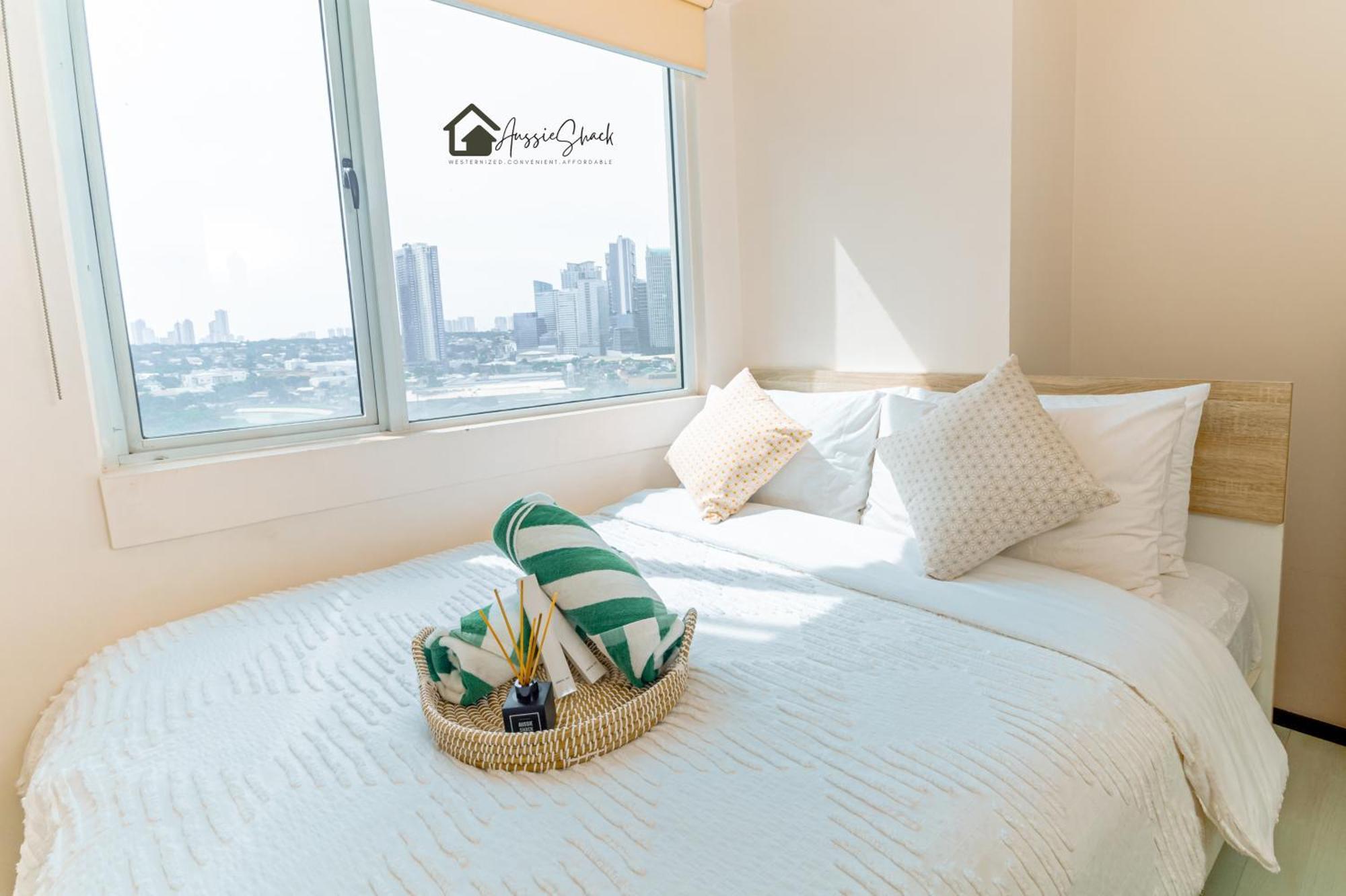 Aussie Shack - 2br Modern With Skyline View *