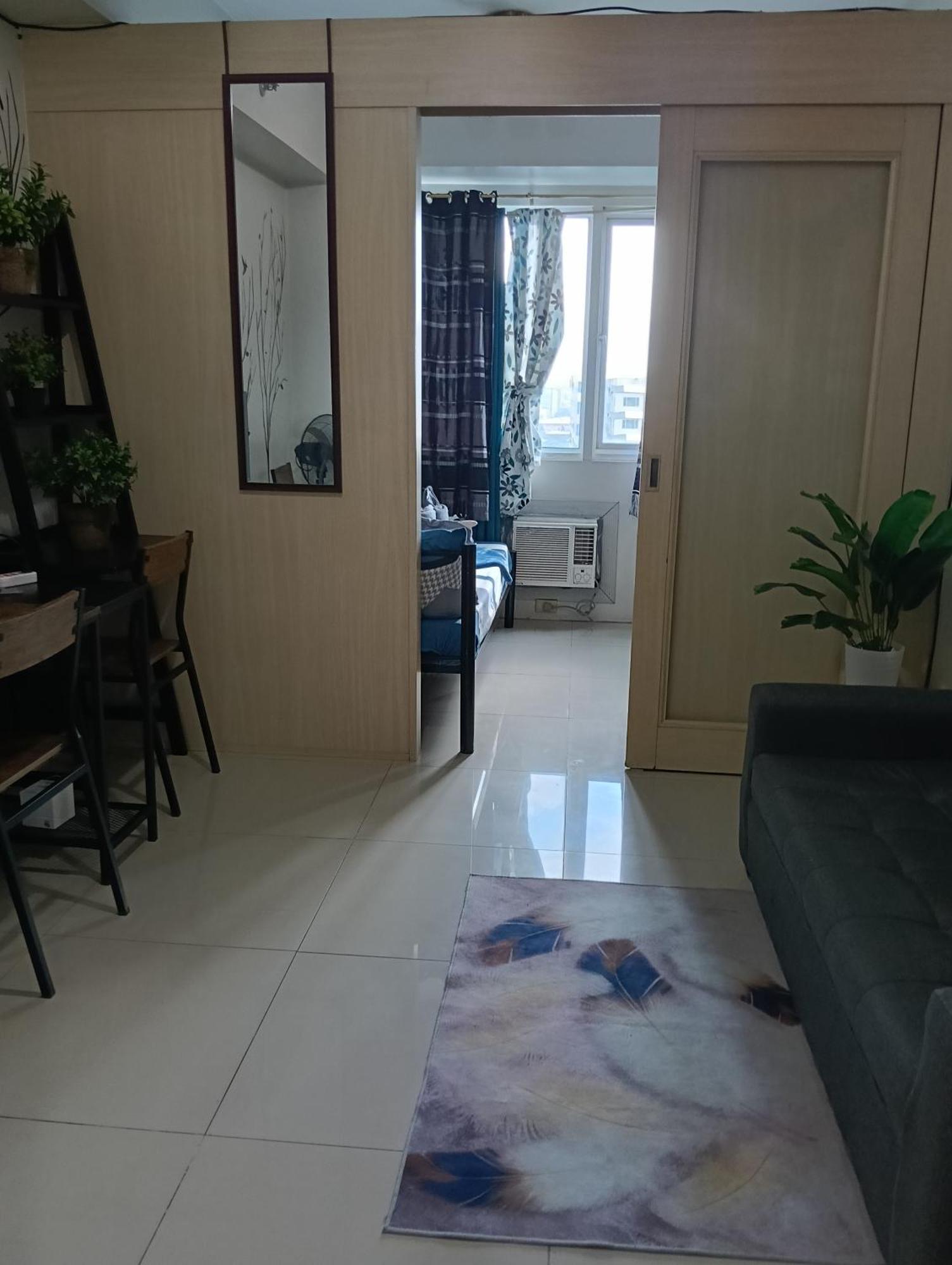 Eriel Condotel Manila