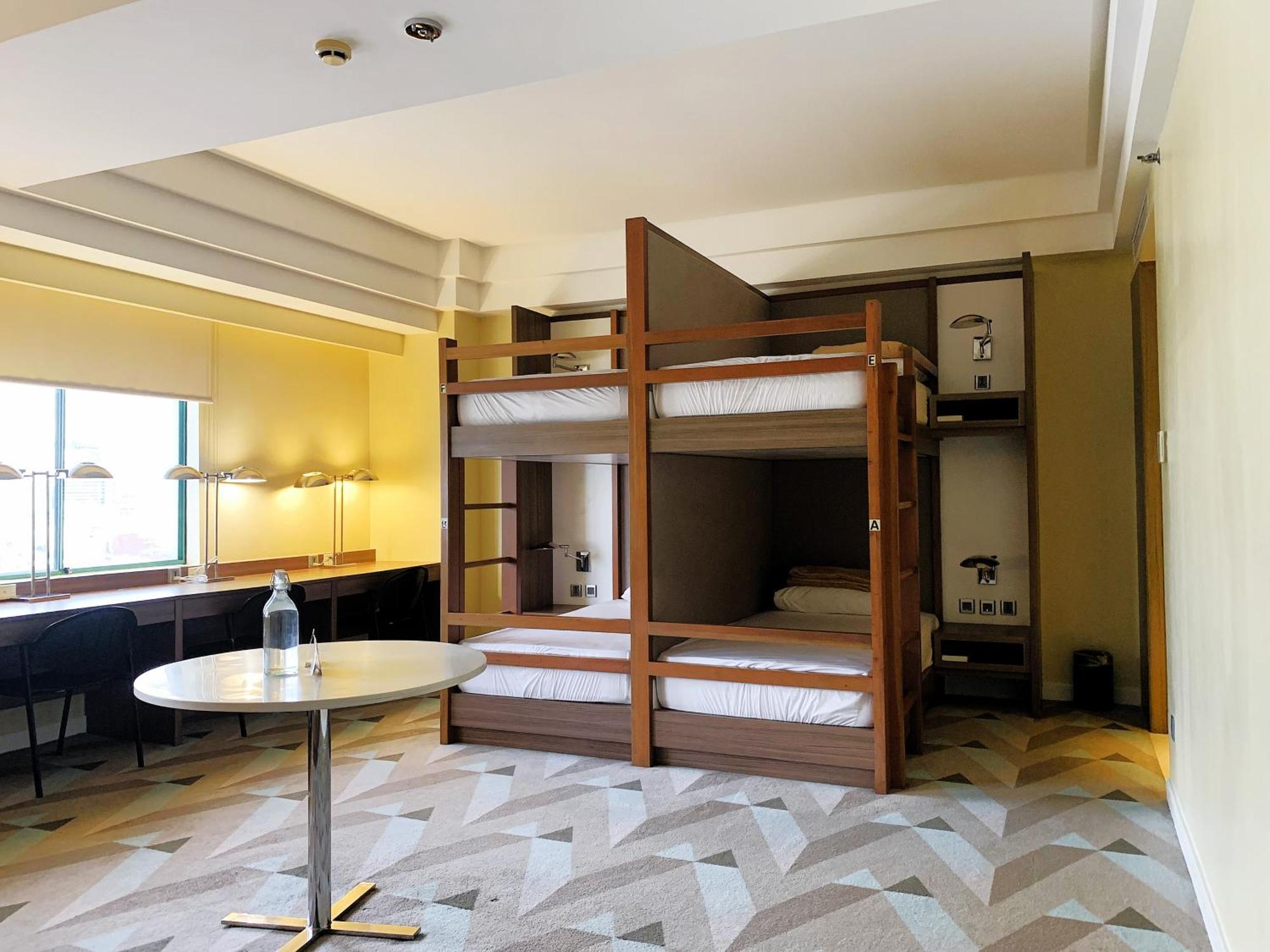 Benilde Maison De La Salle Hotel 4*