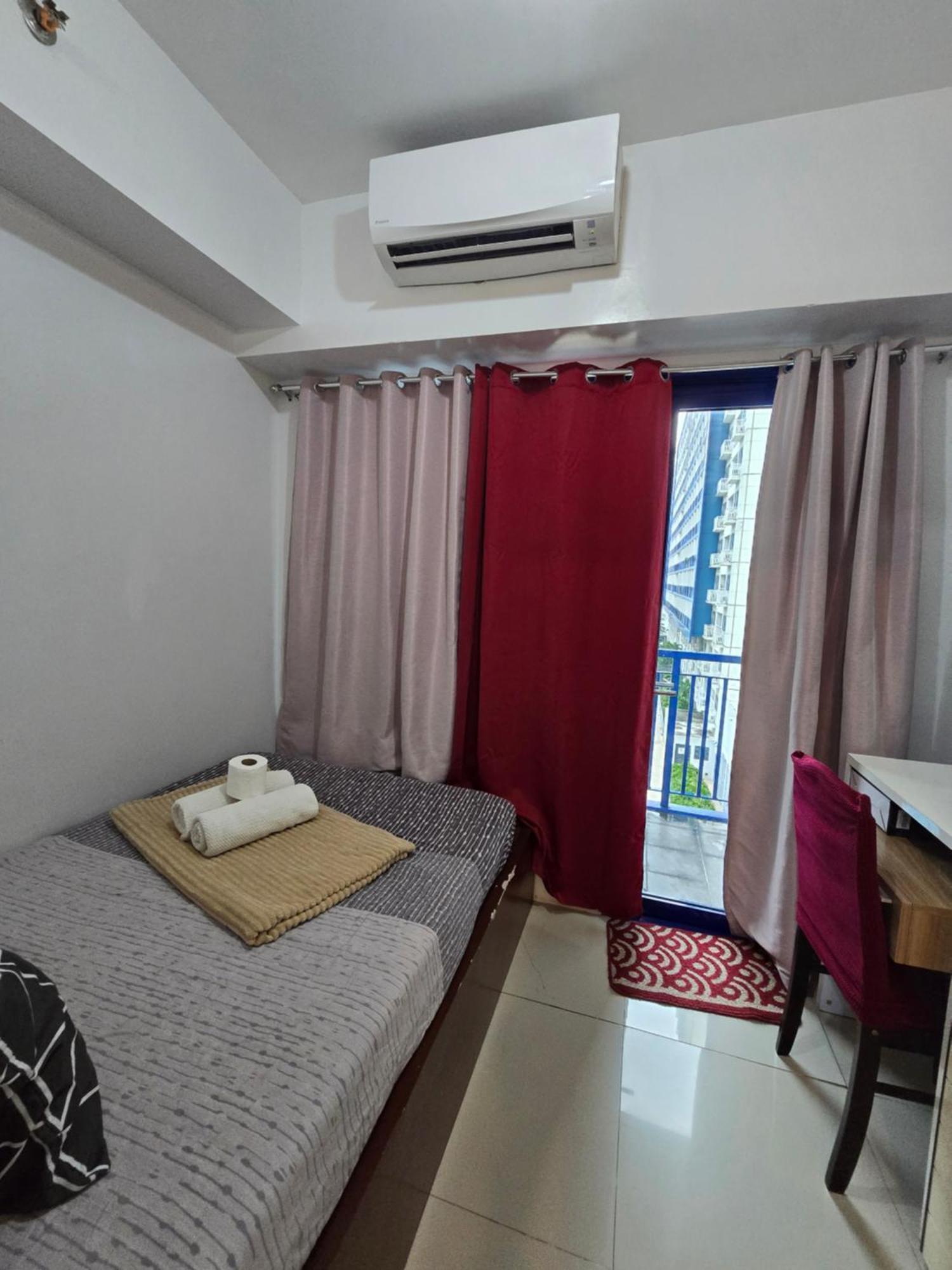 Sea Residences Towere-F By Ezbedz Apartment