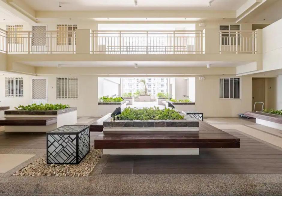 Apartment 2 Bedroom With Parking Balcony Fully Furnished Free Wifi Pool *
