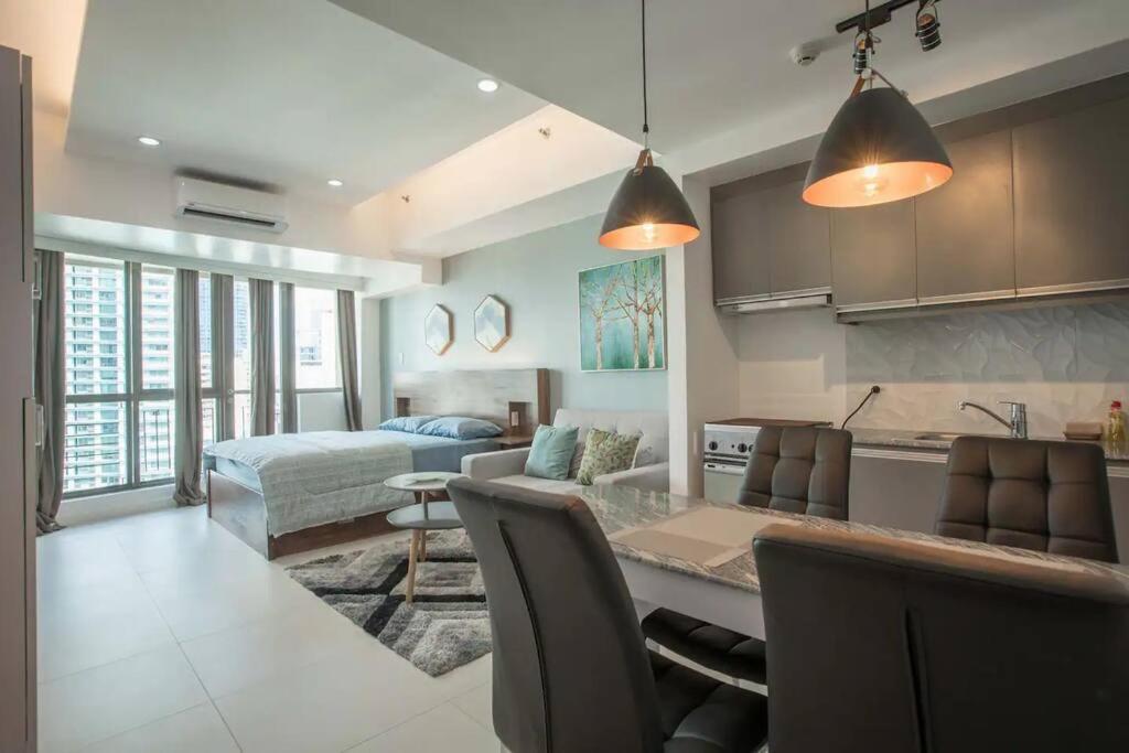 Kl Premier 27th Floor Cozy Unit In Makati Cbd Manila