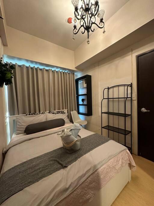 Apartment In Bgc Near Grand Hyatt