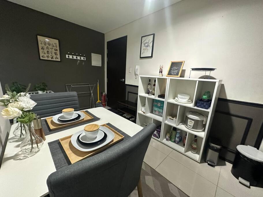 Apartment In Bgc Near Grand Hyatt Manila