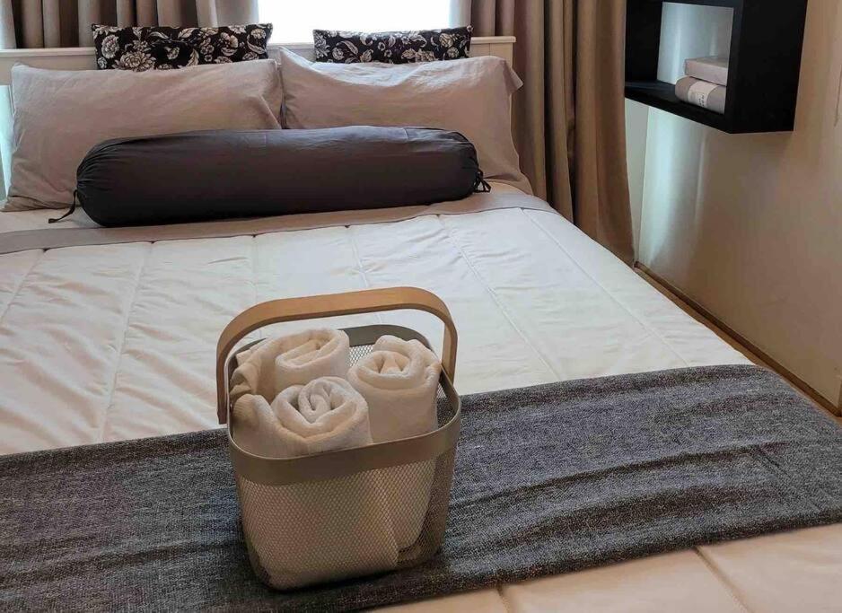 Apartment In Bgc Near Grand Hyatt *