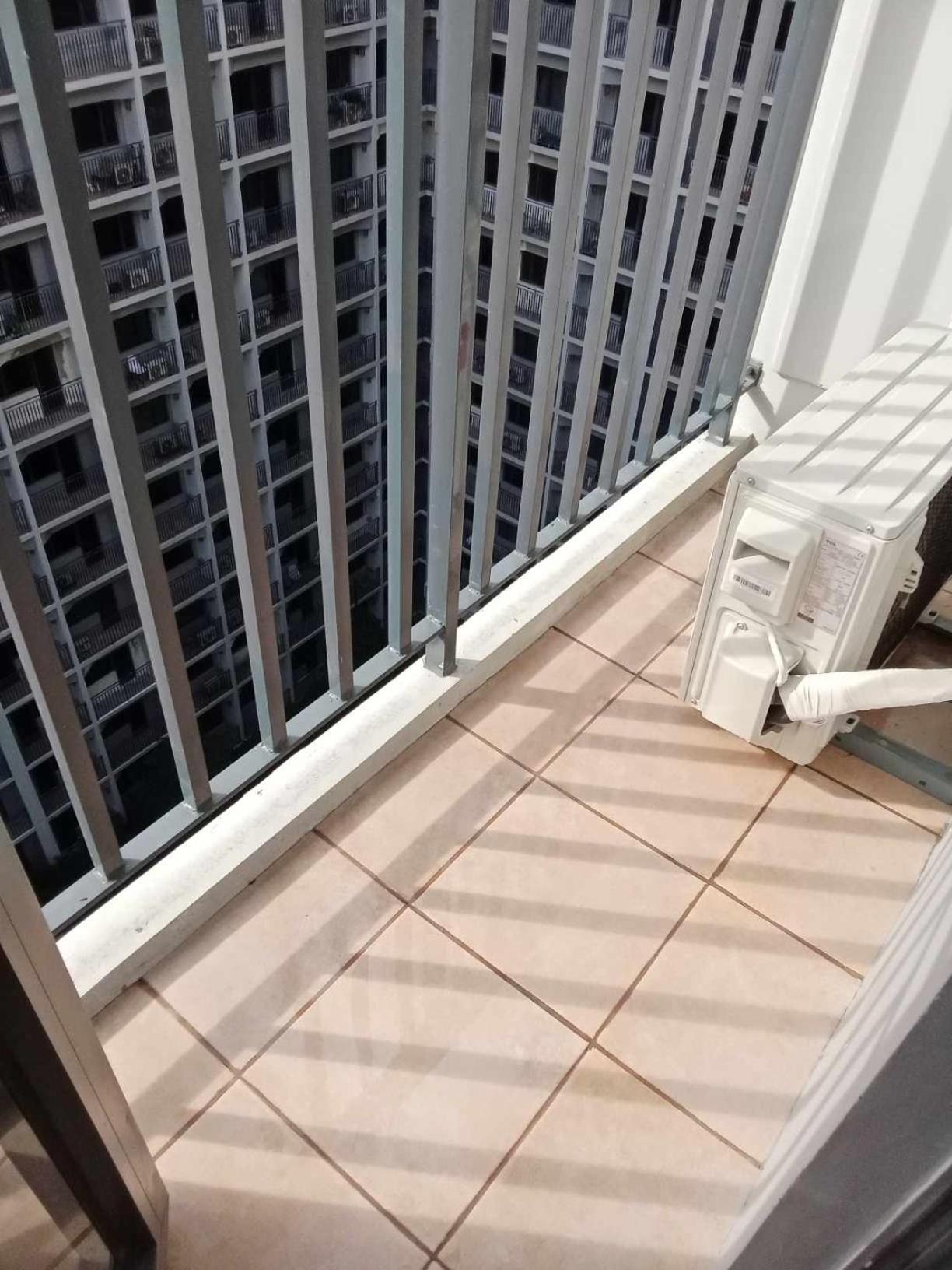 Apartment Shore 2 Residences Mall Of Staycation