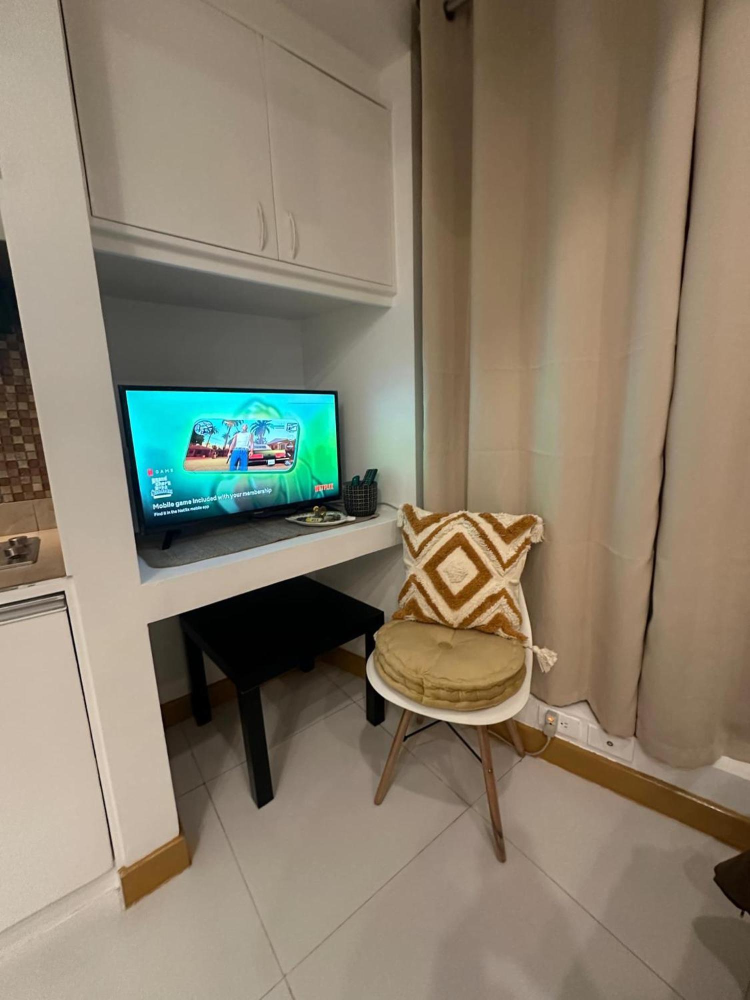Cozy Place With View At Greenbelt Makati Apartment *