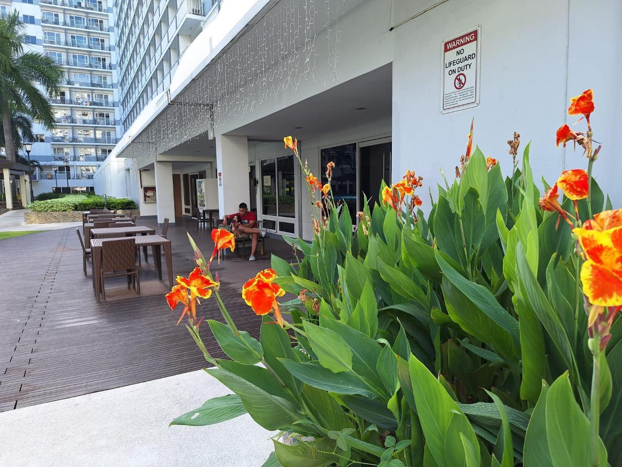 Staycation At Shell Residences In Moa Complex Apartment