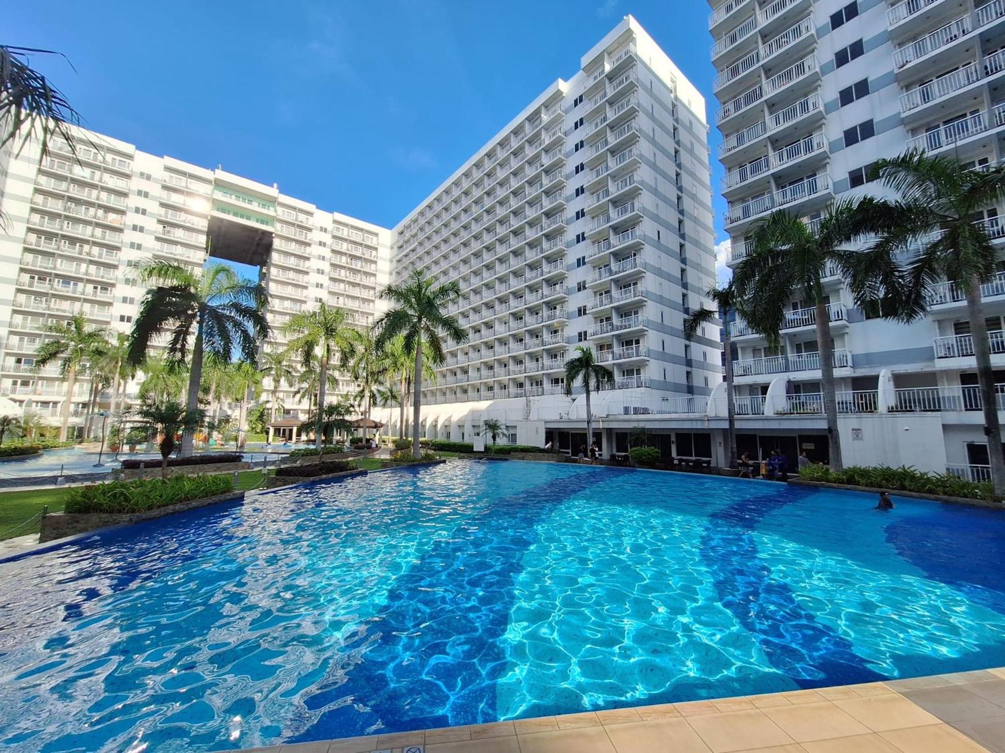 Staycation At Shell Residences In Moa Complex Manila