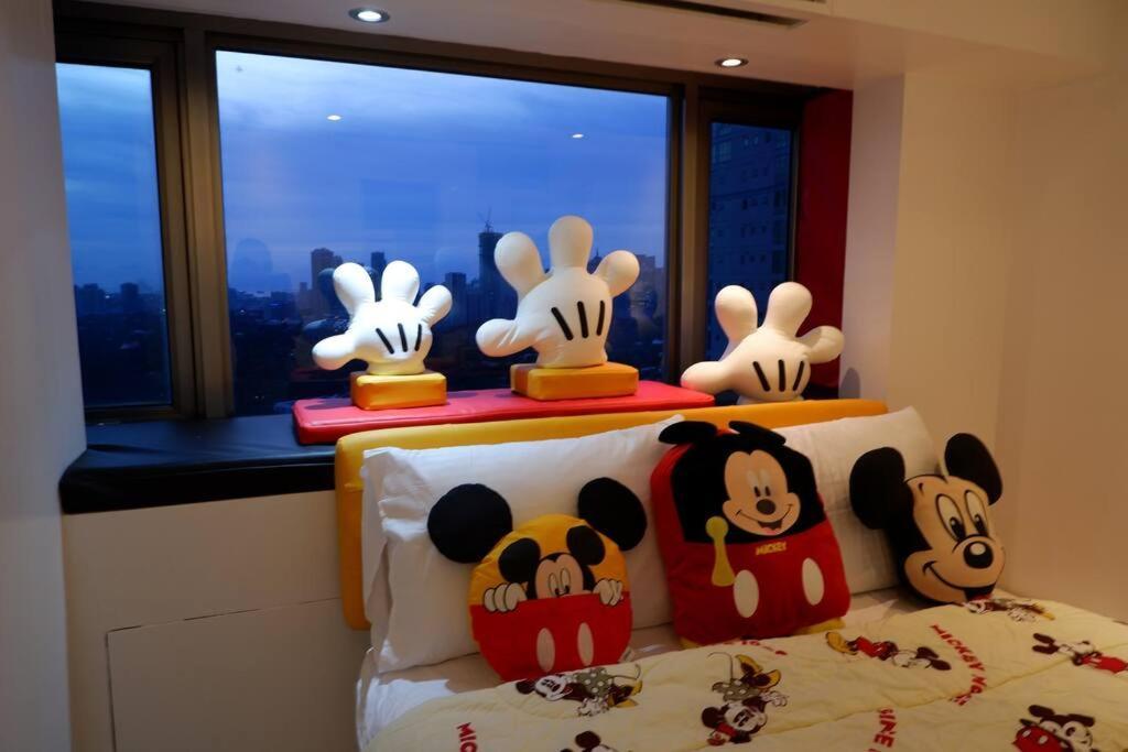1br Mickey Mouse Theme Bgc Forbeswood Parklane * Manila