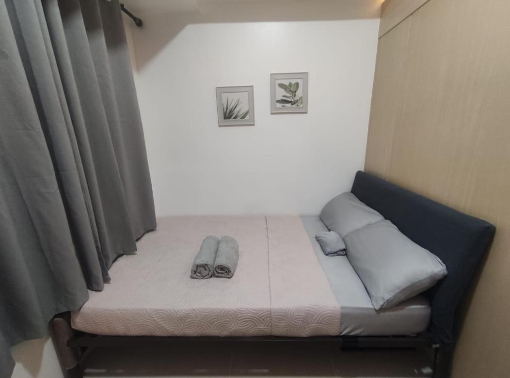 Cozynest In Makati Apartment *