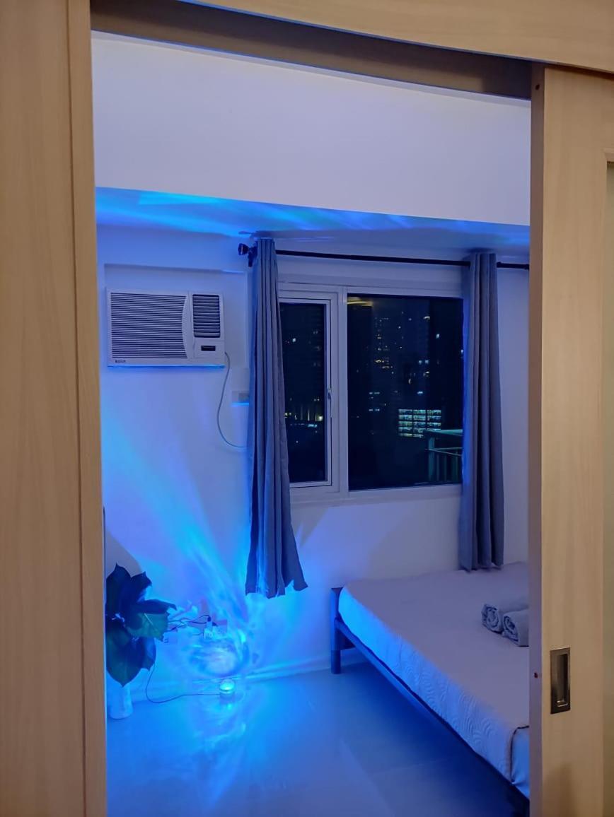 Cozynest In Makati Apartment