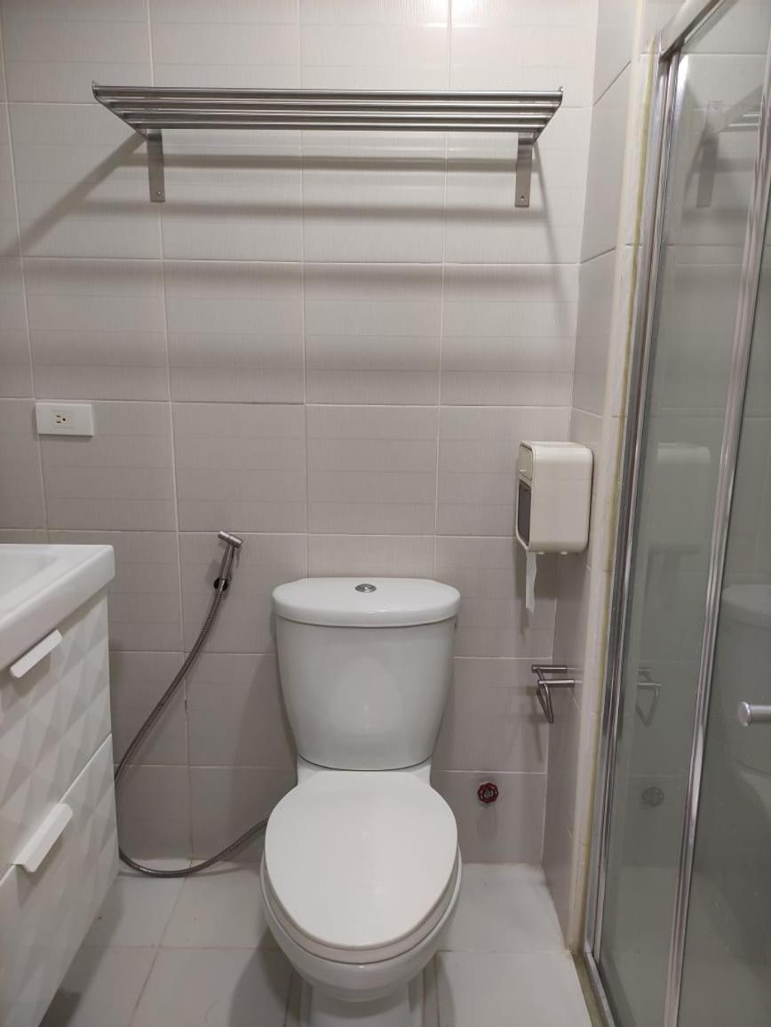 Cozynest In Makati *
