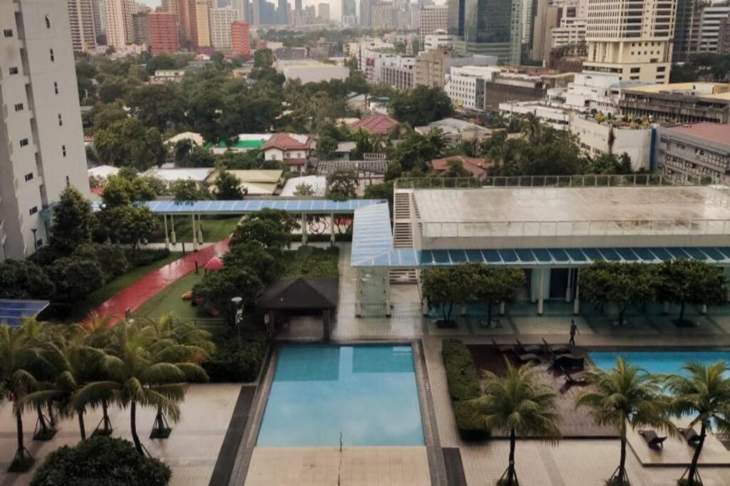 Apartment Cozynest In Makati