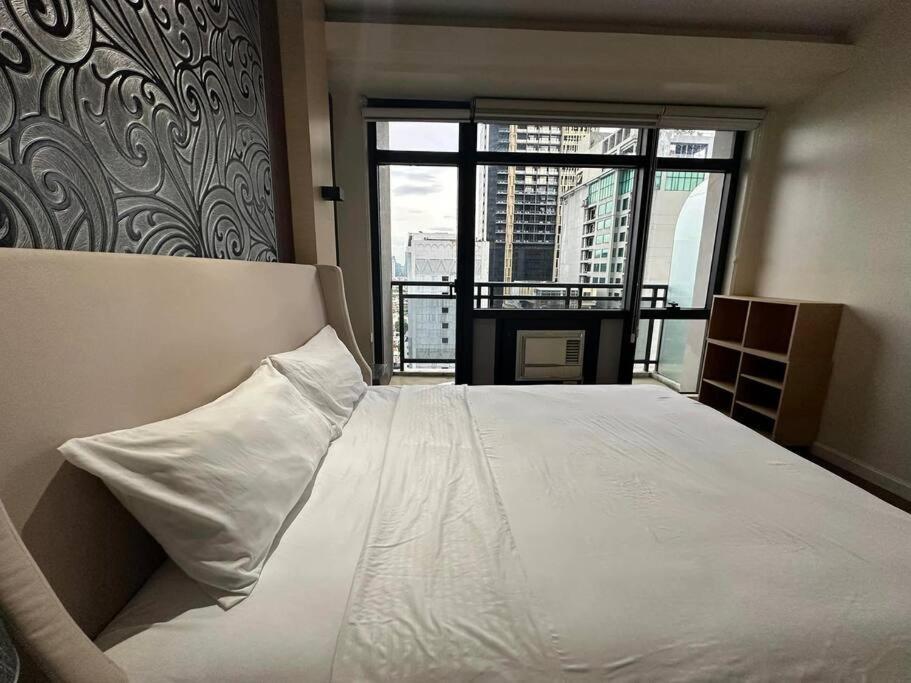 Spacious 1 Bedroom In Gramercy 2 Balconies