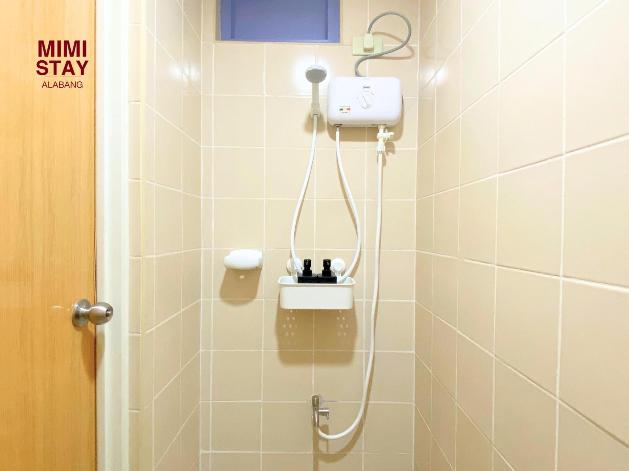 Apartment Mimi At Two Condominium, Northgate Cyberzone Alabang, Muntinlupa