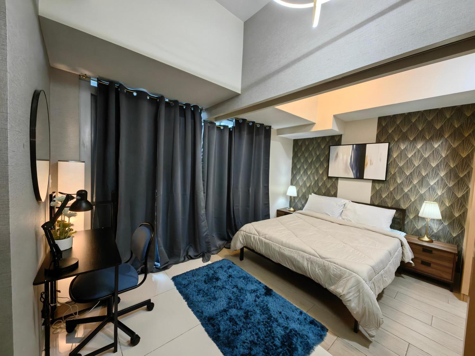 Apartment Cozy 1br With Balcony And Netflix In Uptown Bgc Manila