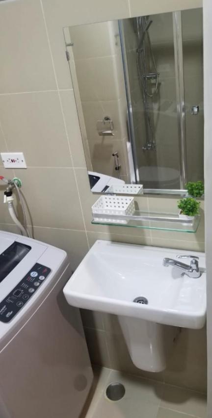 One Bedroom Unit Fame Residences Tower 4 * Manila
