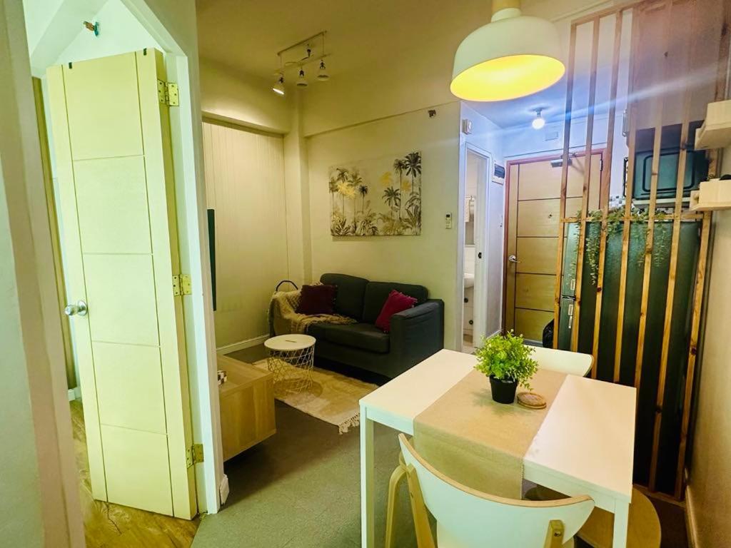 Fully Furnished Unit In Bay Area Aparthotel *