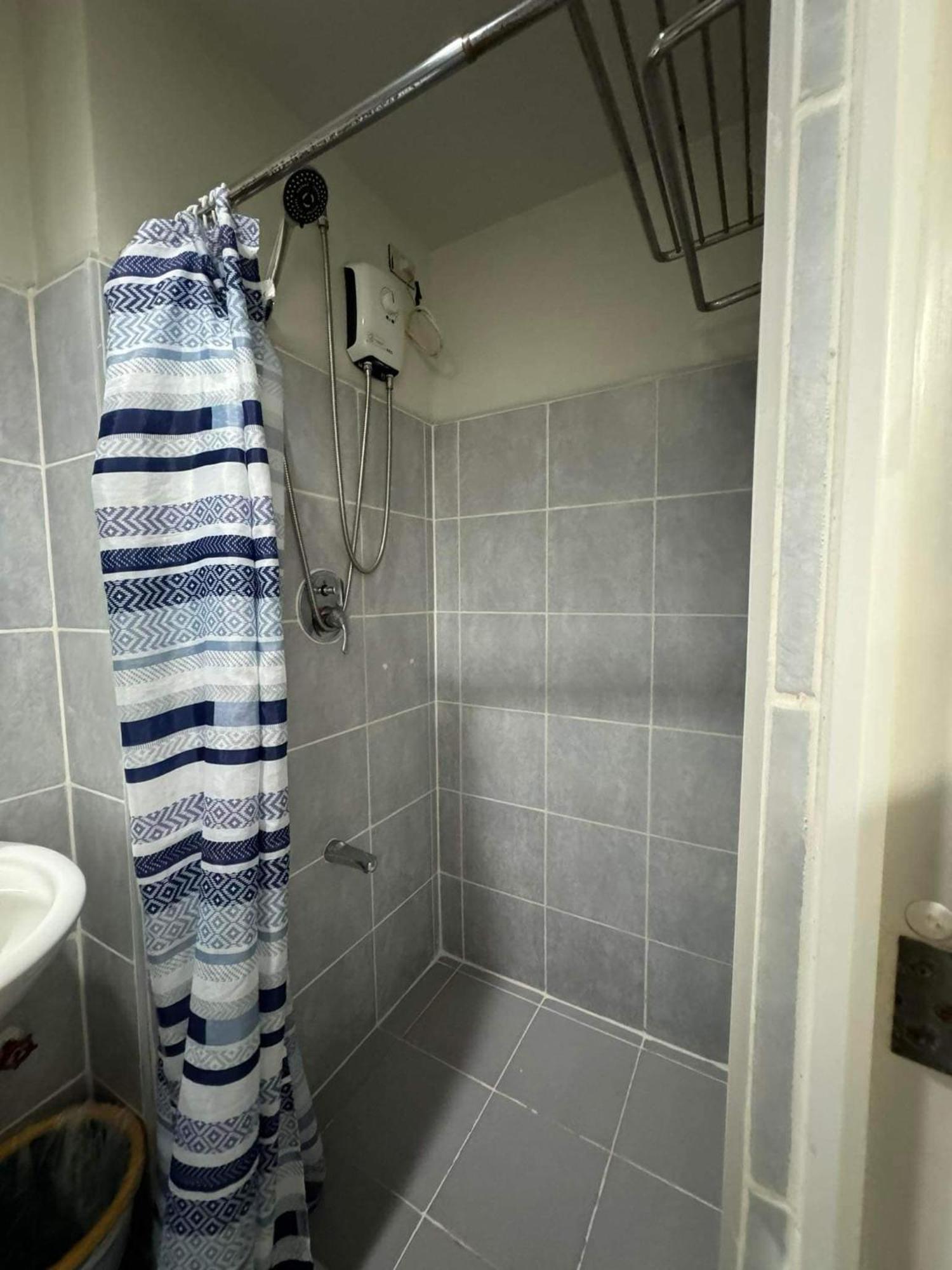 Sea Residences Moa Area Jeremiah2911
